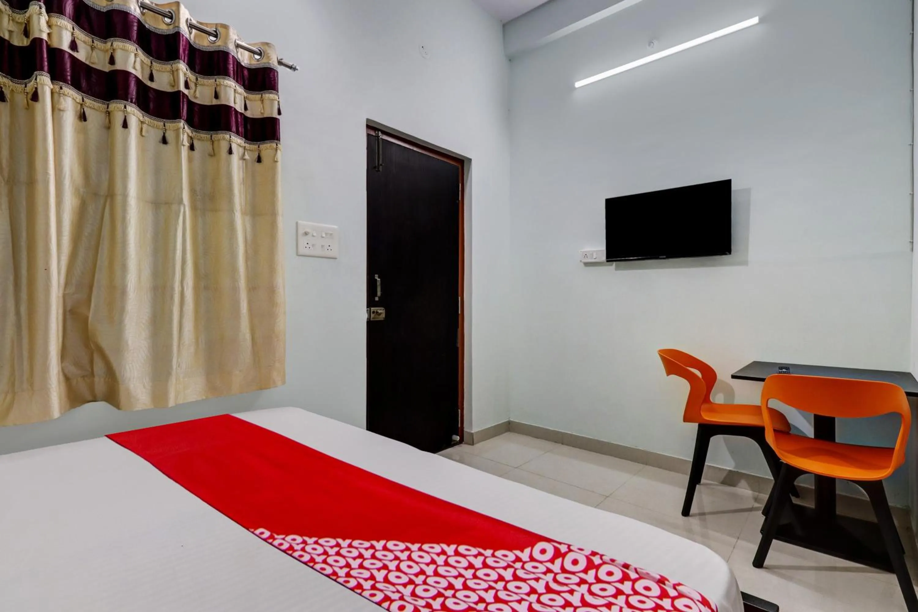 Bedroom, Bed in Hotel O PM Hotels