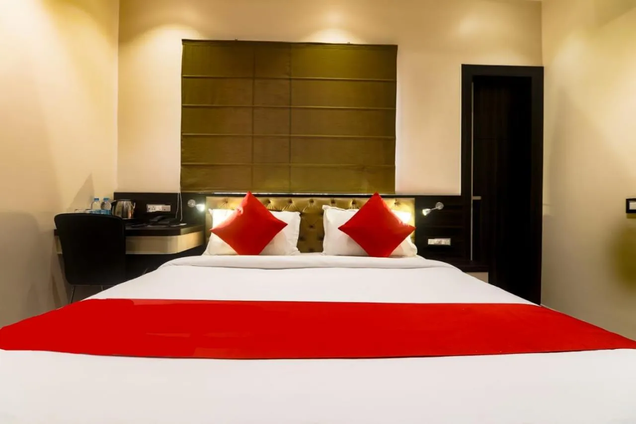 Bed in Aditya Residency