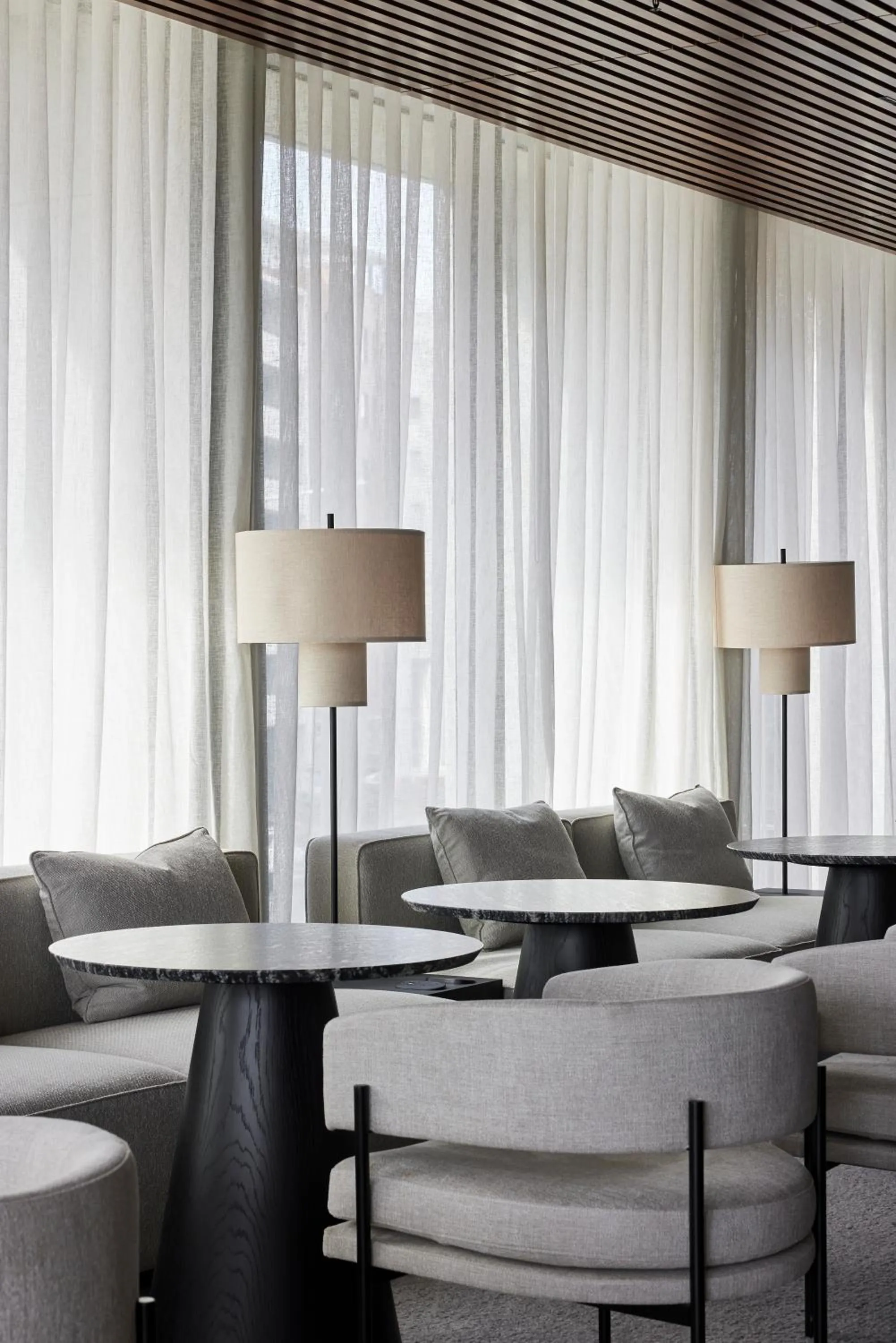 Lounge or bar in Little National Hotel Newcastle