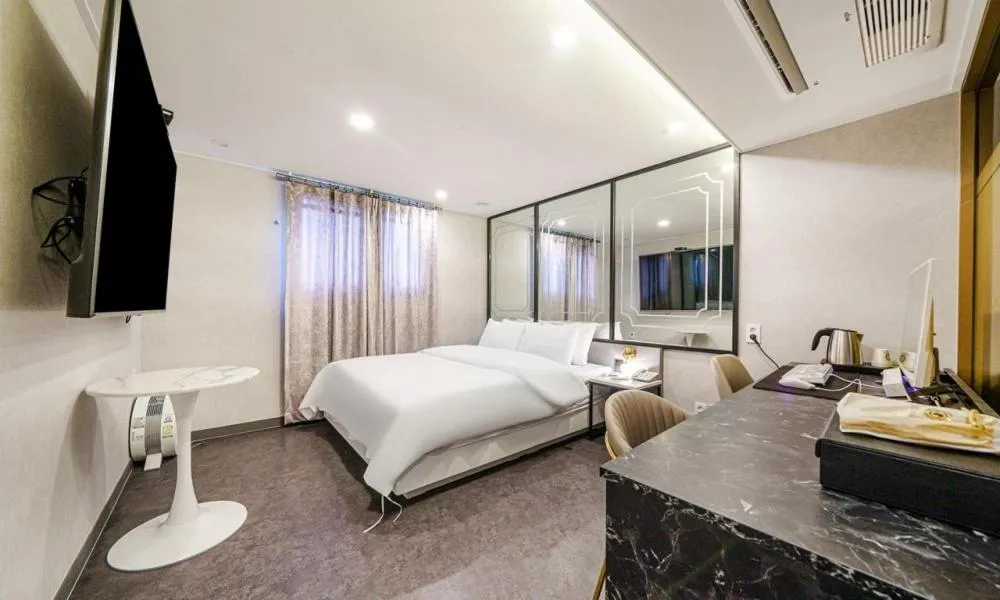 Bed in Paju Geumchon Grache