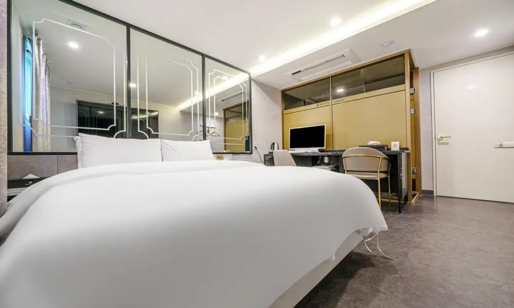 Bed in Paju Geumchon Grache