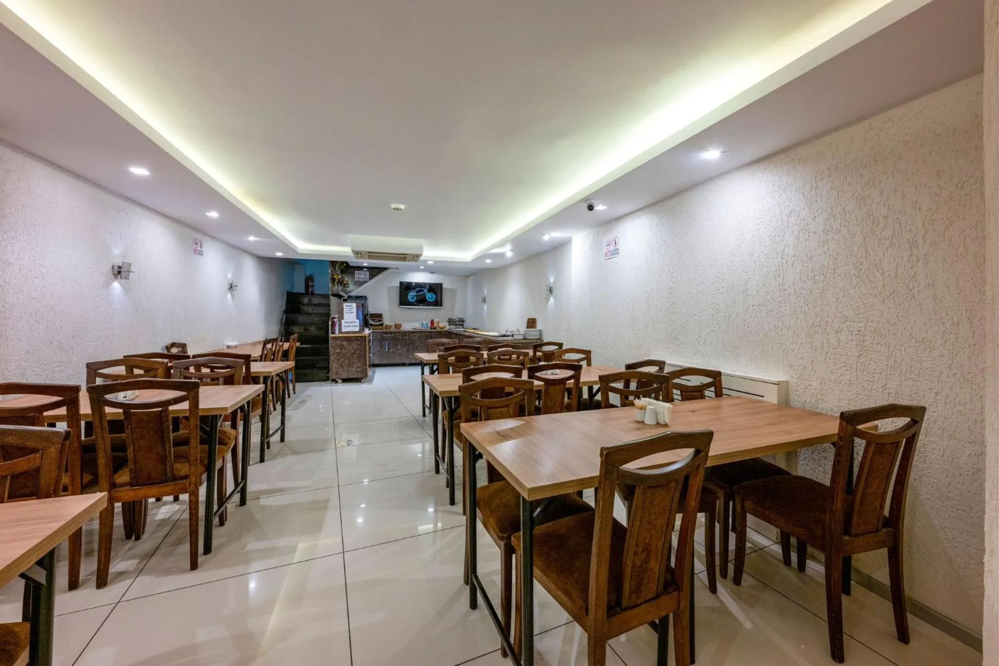 Restaurant/places to eat in Saray Boutique Hotel Laleli