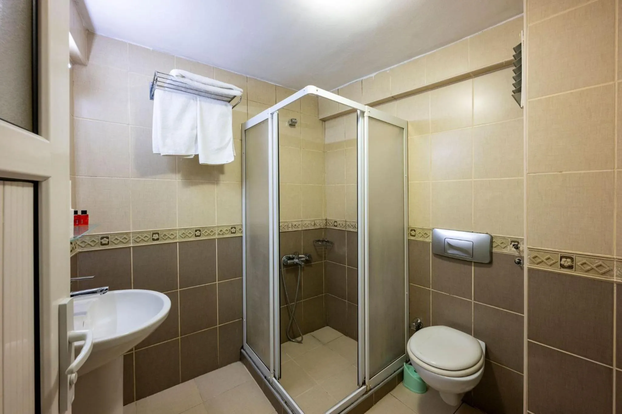 Shower in Saray Boutique Hotel Laleli