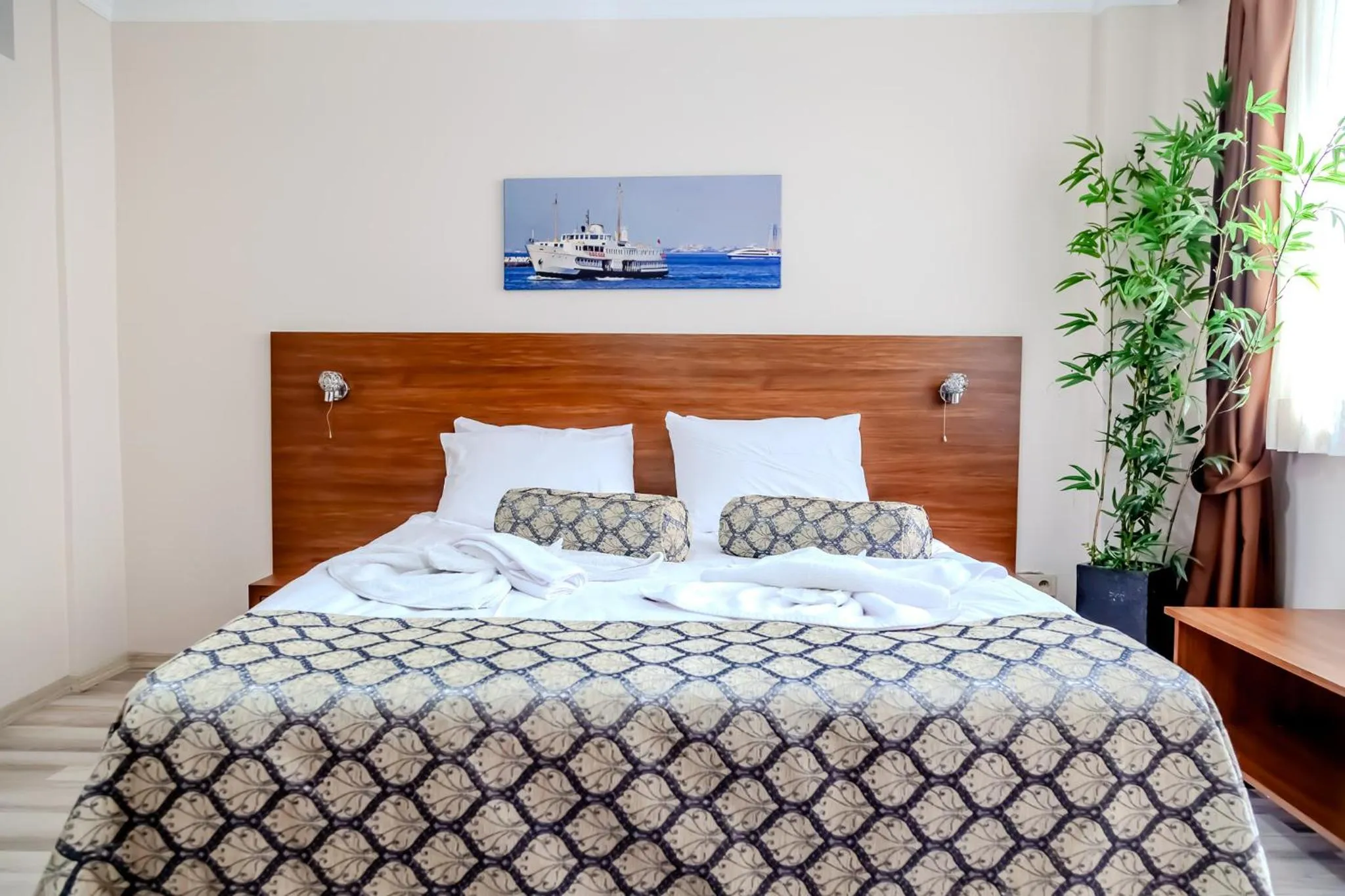 Photo of the whole room, Bed in City Hall Apart Hotel Sultanahmet