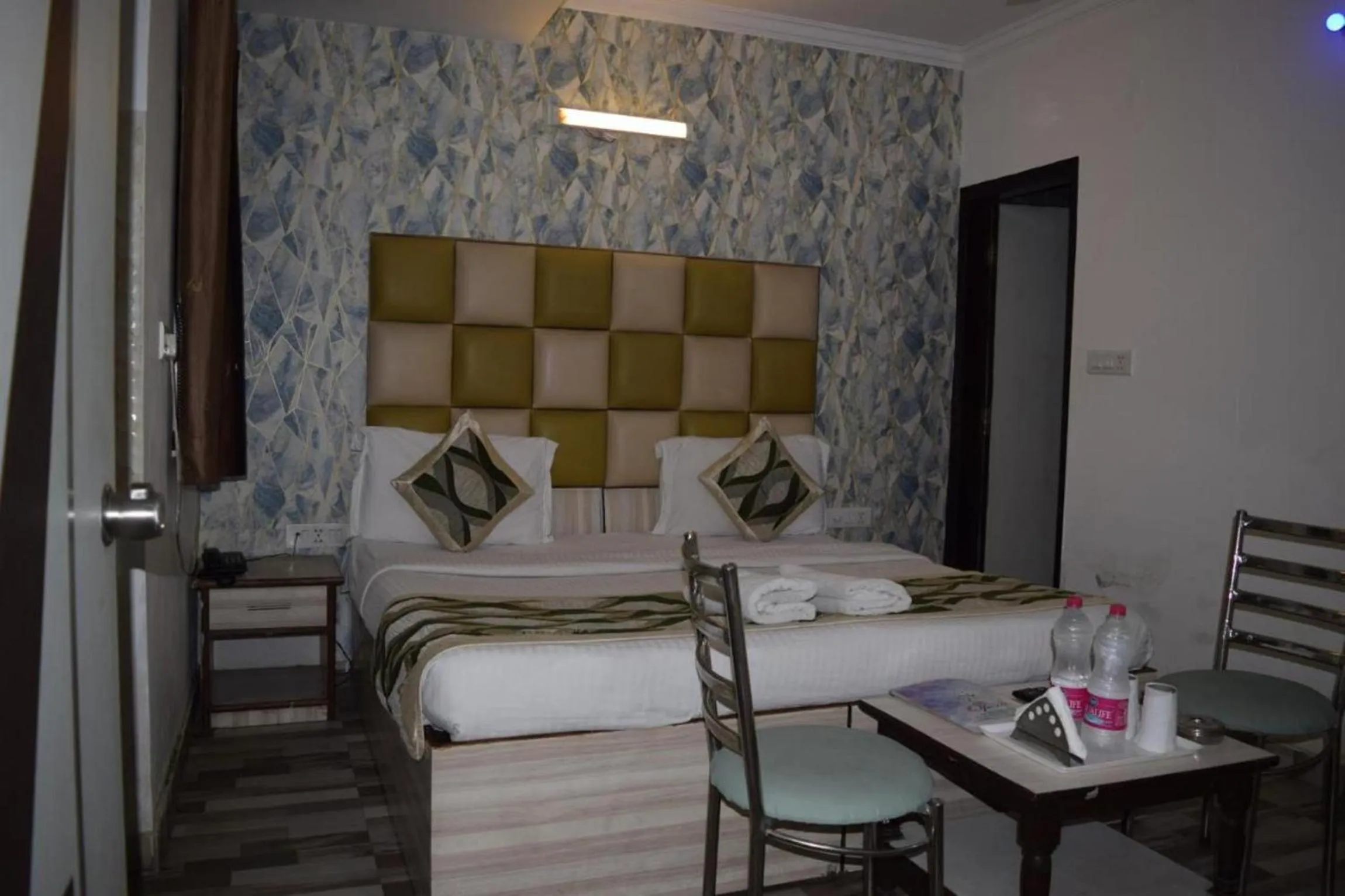 Bed in Hotel Clink New Delhi Airport