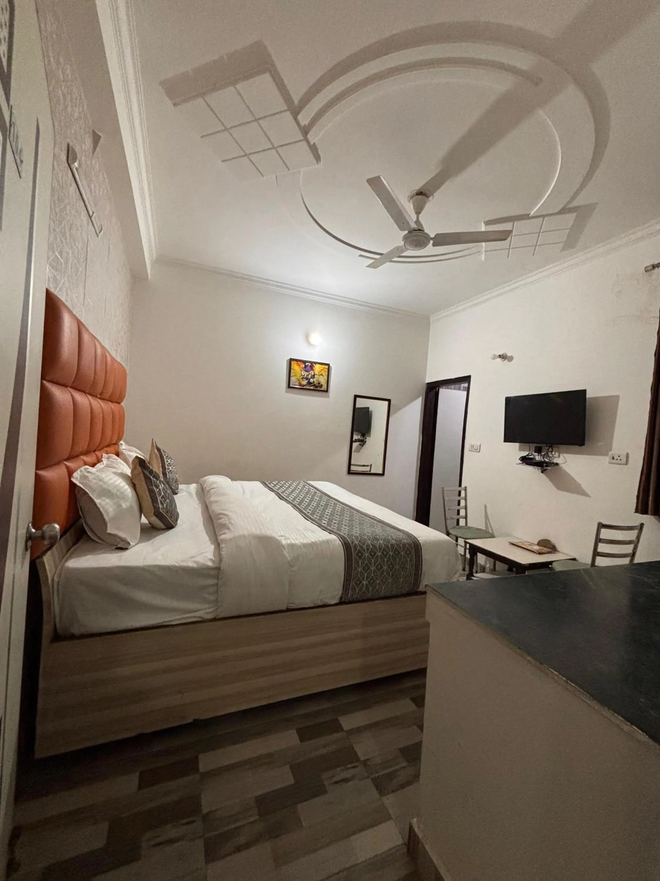 Bed in Hotel Clink New Delhi Airport