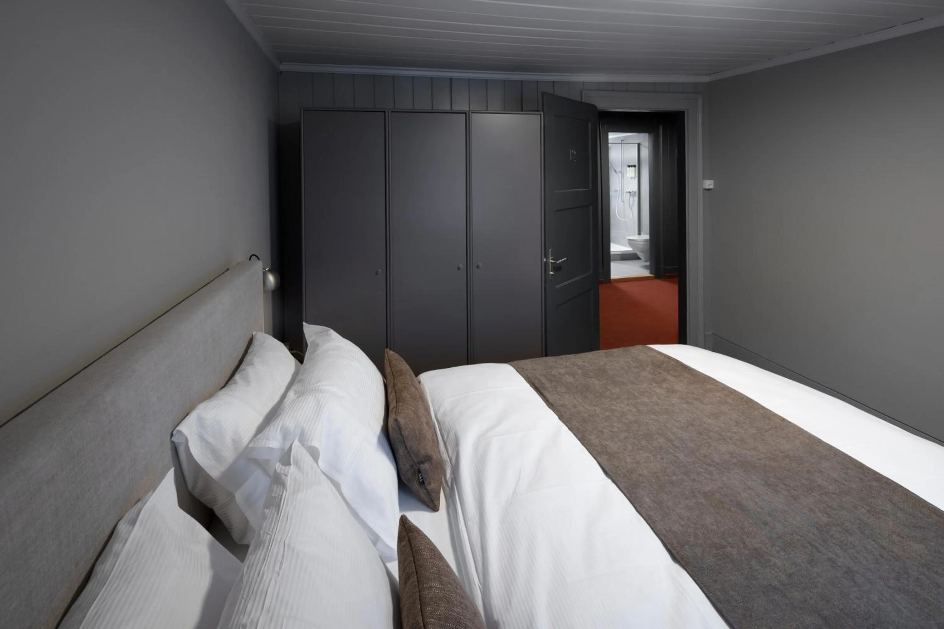 Bed in Hotel Bergidyll - Riders Haven