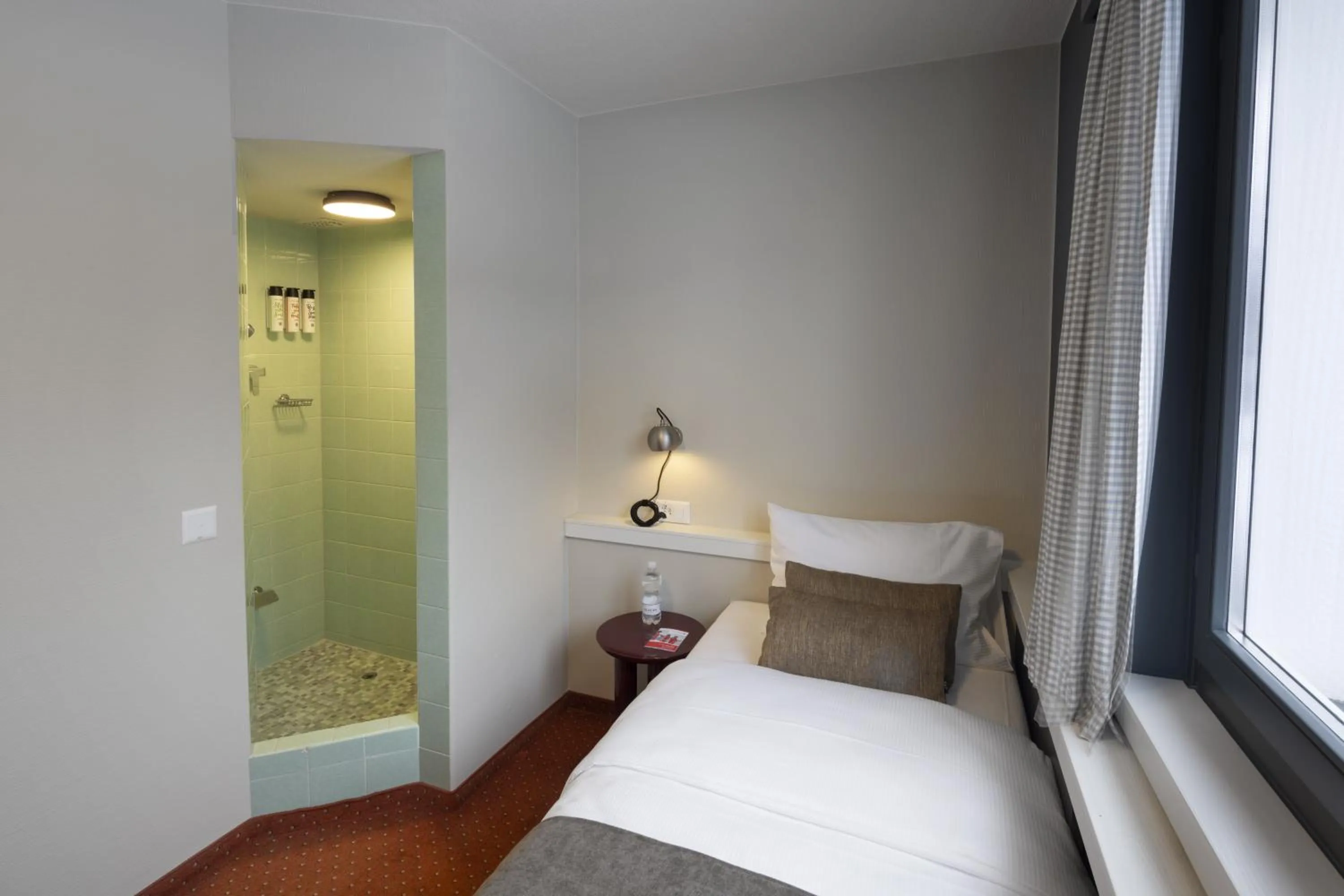 Bed in Hotel Bergidyll - Riders Haven