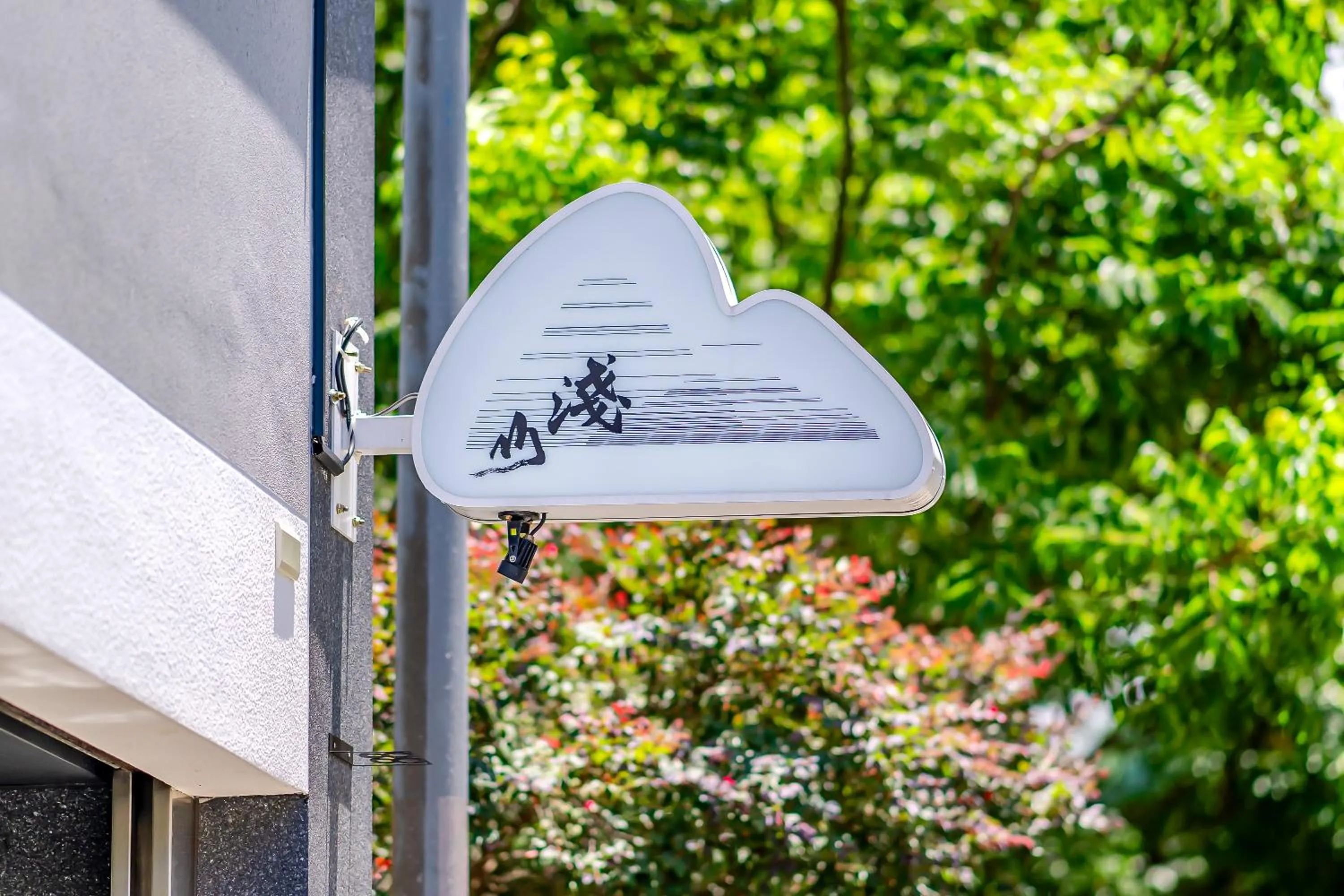 Property building in Rolling hills