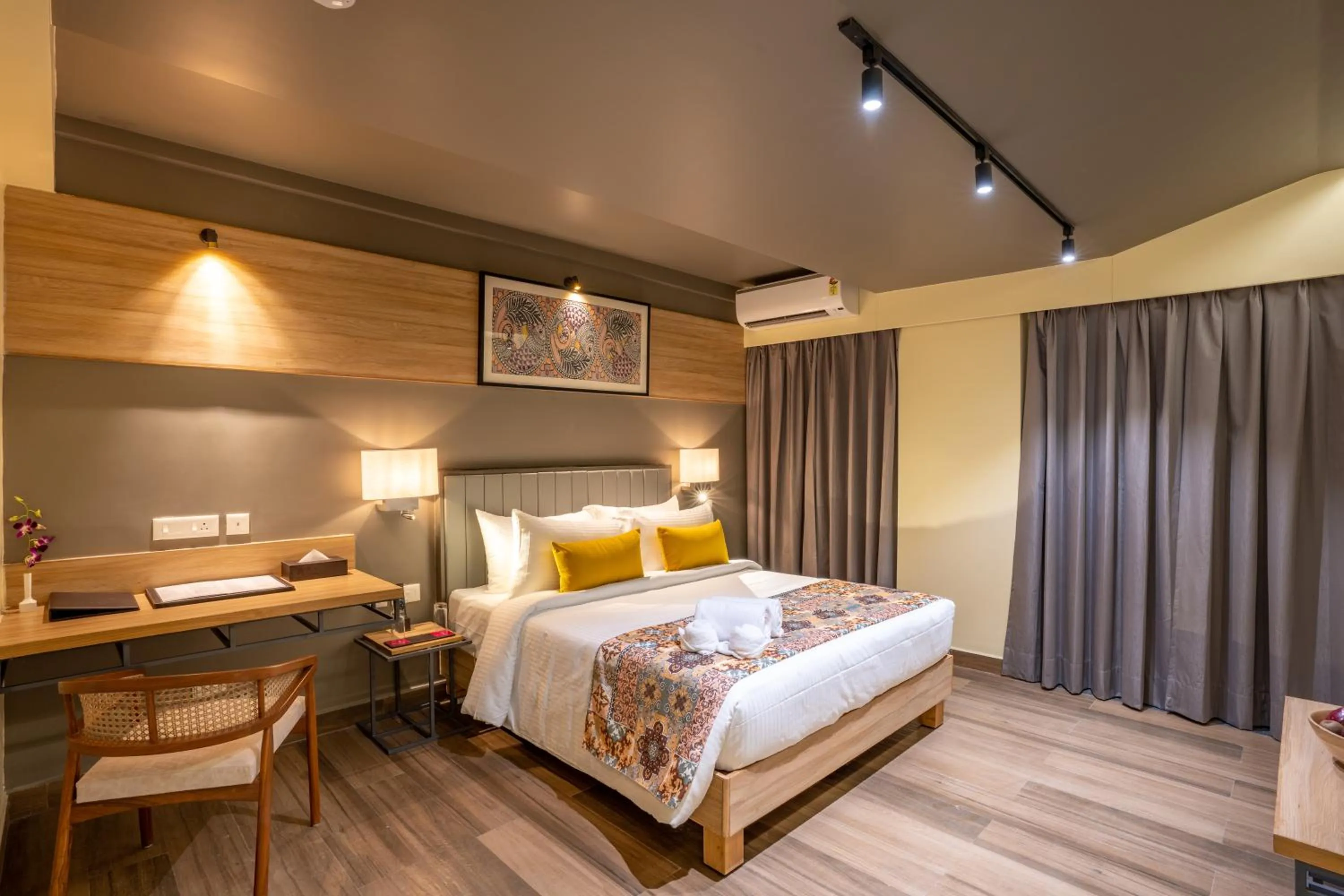 Sea view, Bed in Regenta Central Puri Odisha