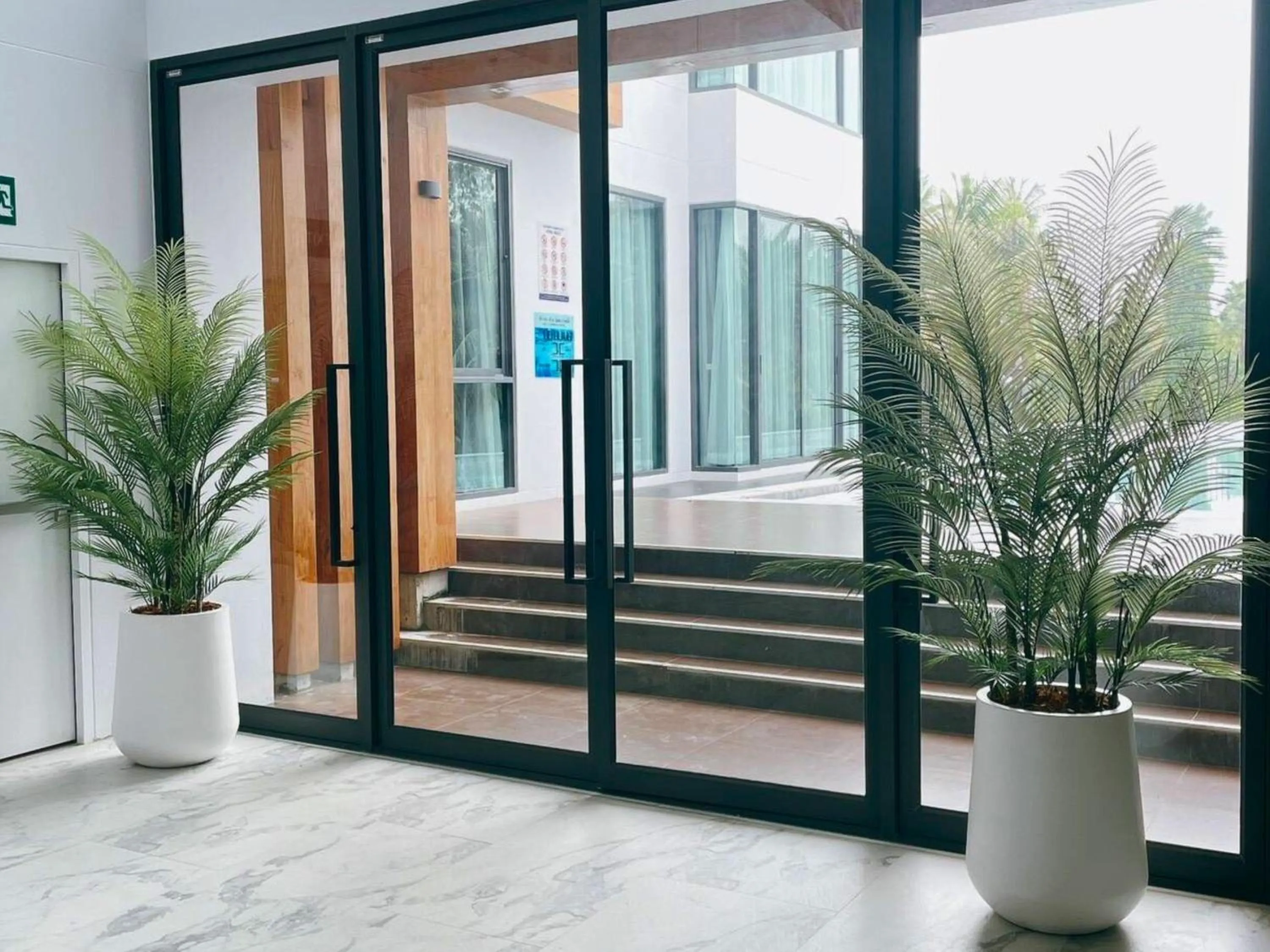 Day in Sand Dance Hotel