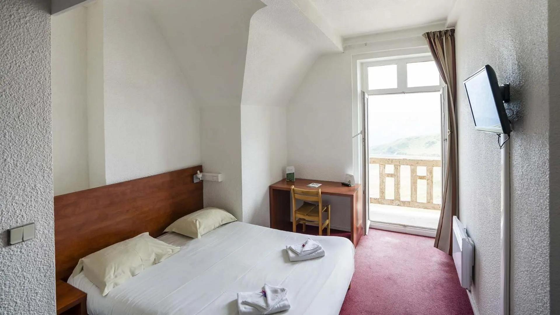 Bed in Villages Clubs du Soleil - SUPERBAGNERES