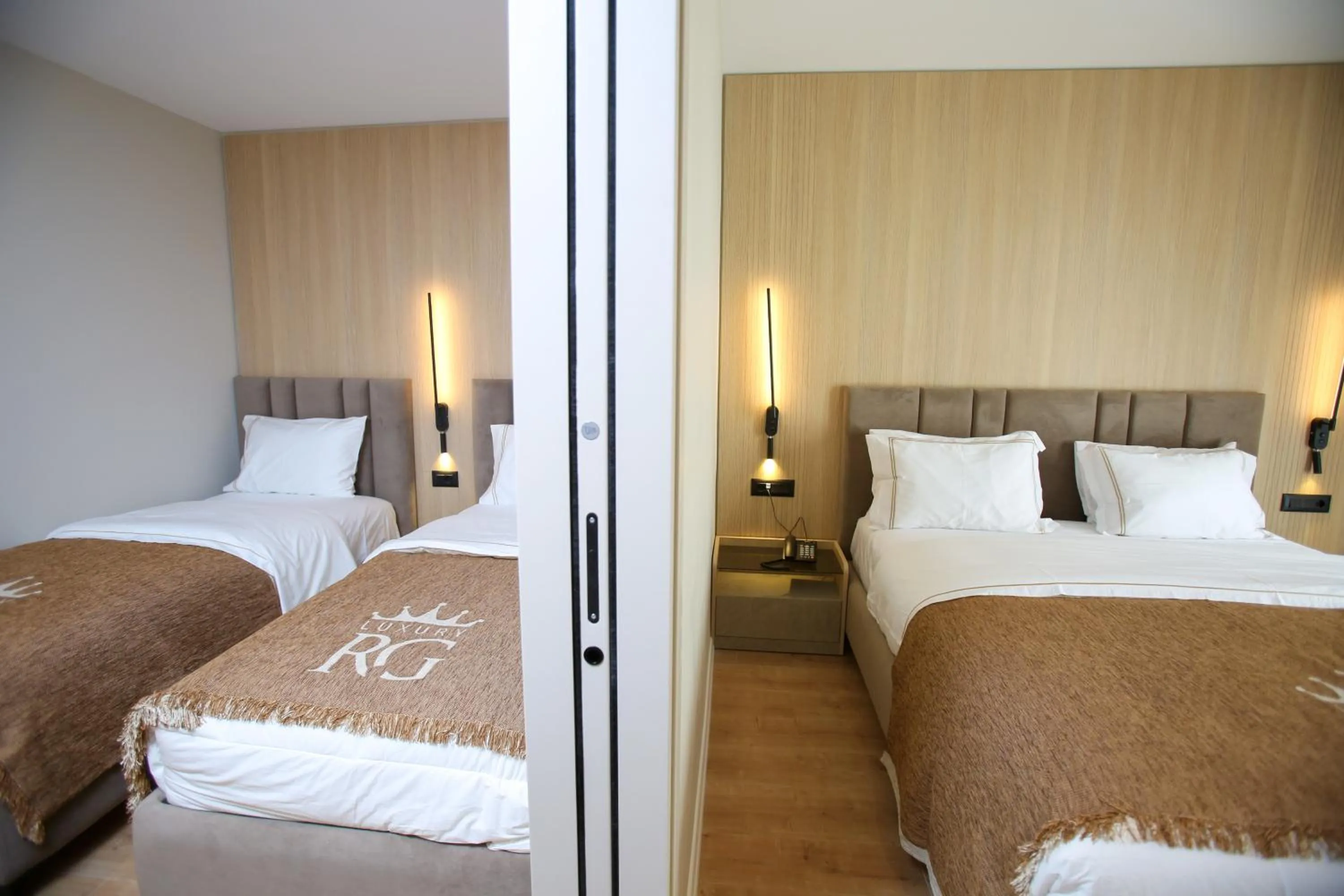 Family, Bed in Regina Palm Resort