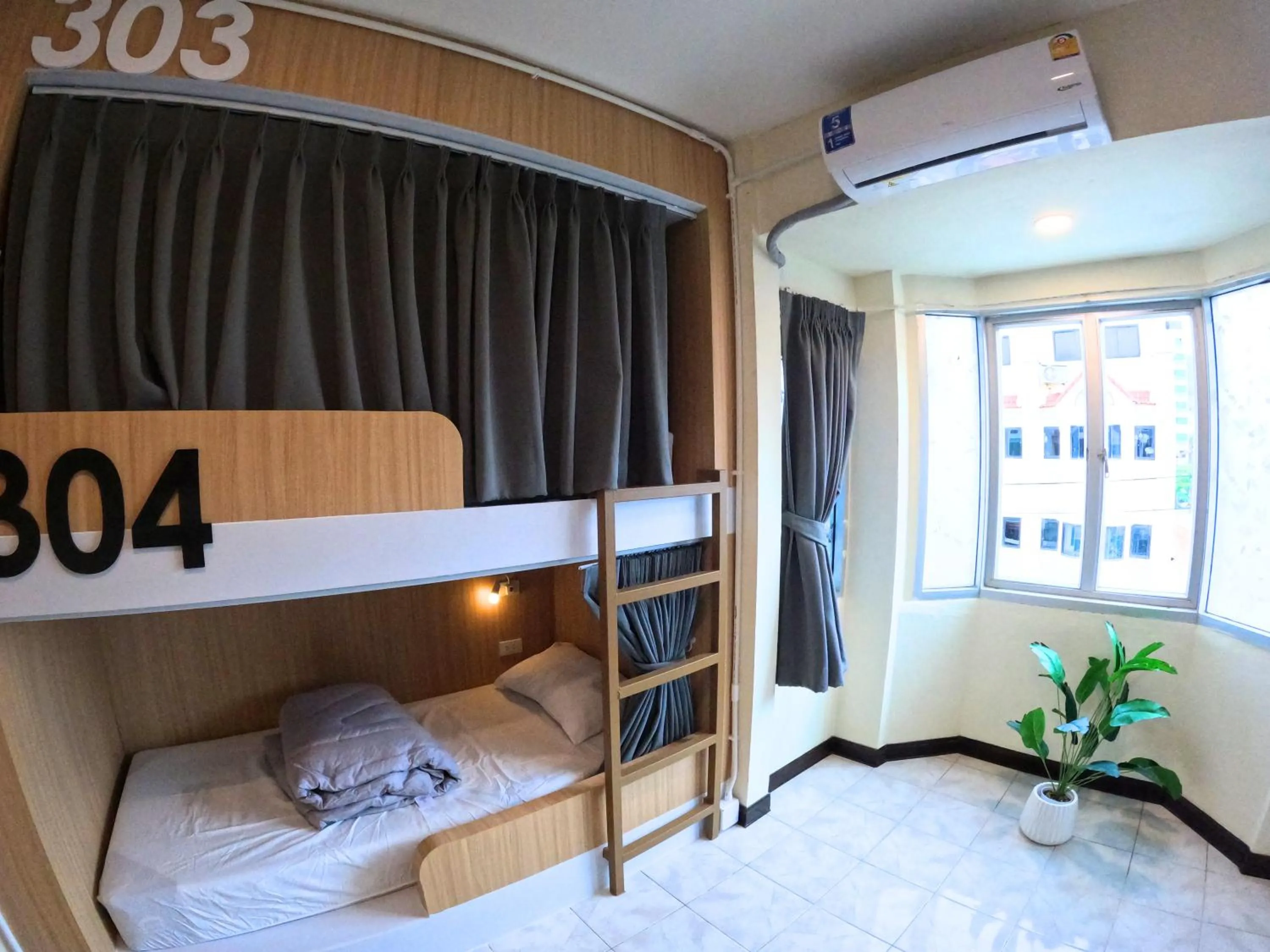 Bedroom, Bed in KPOP Hostel