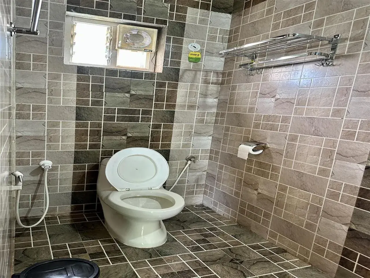 Shower in The Wild Farms By Gwestai Shower in The Wild Farms By Gwestai