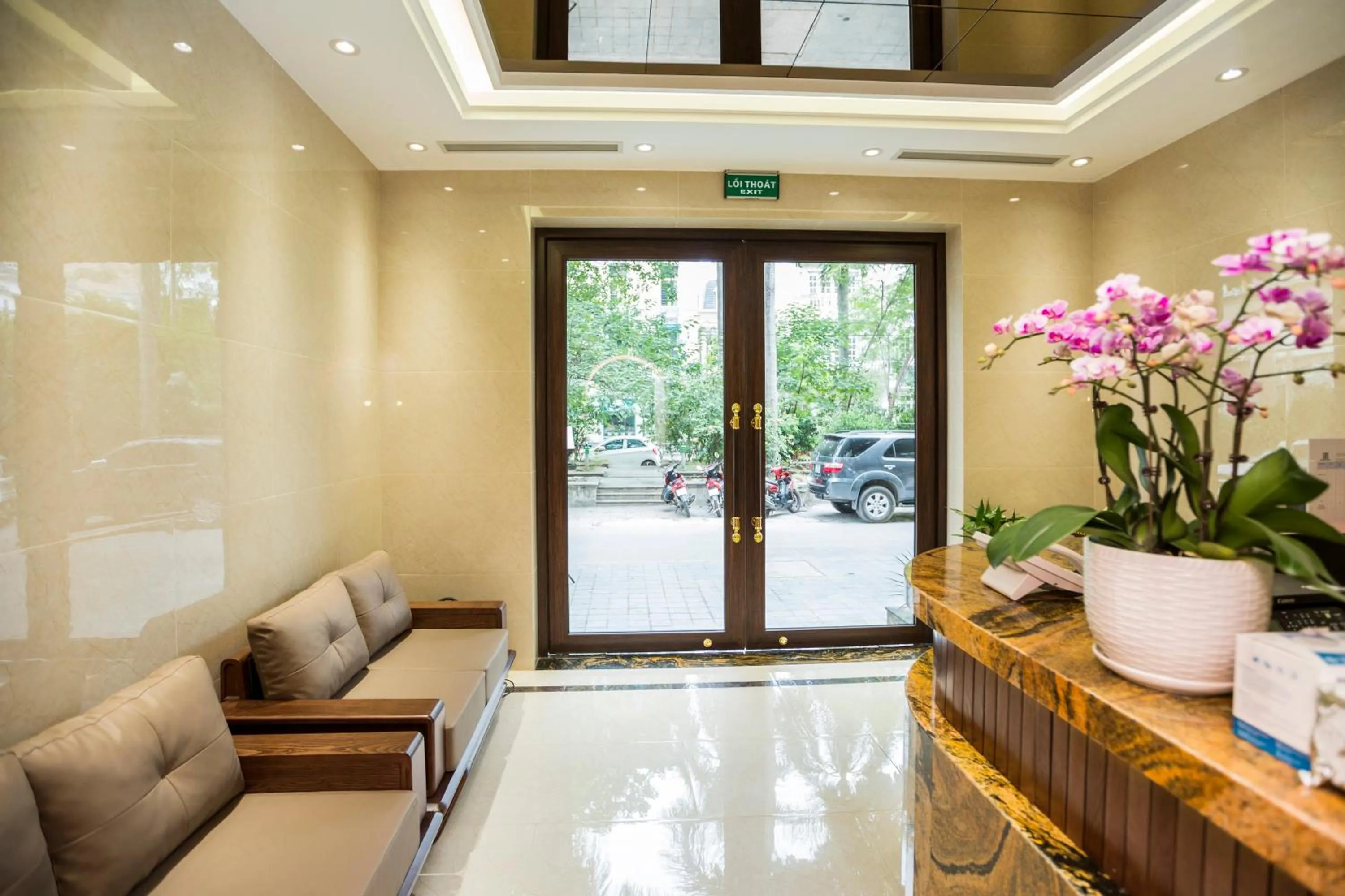 Living room in Blubiz Hotel 5