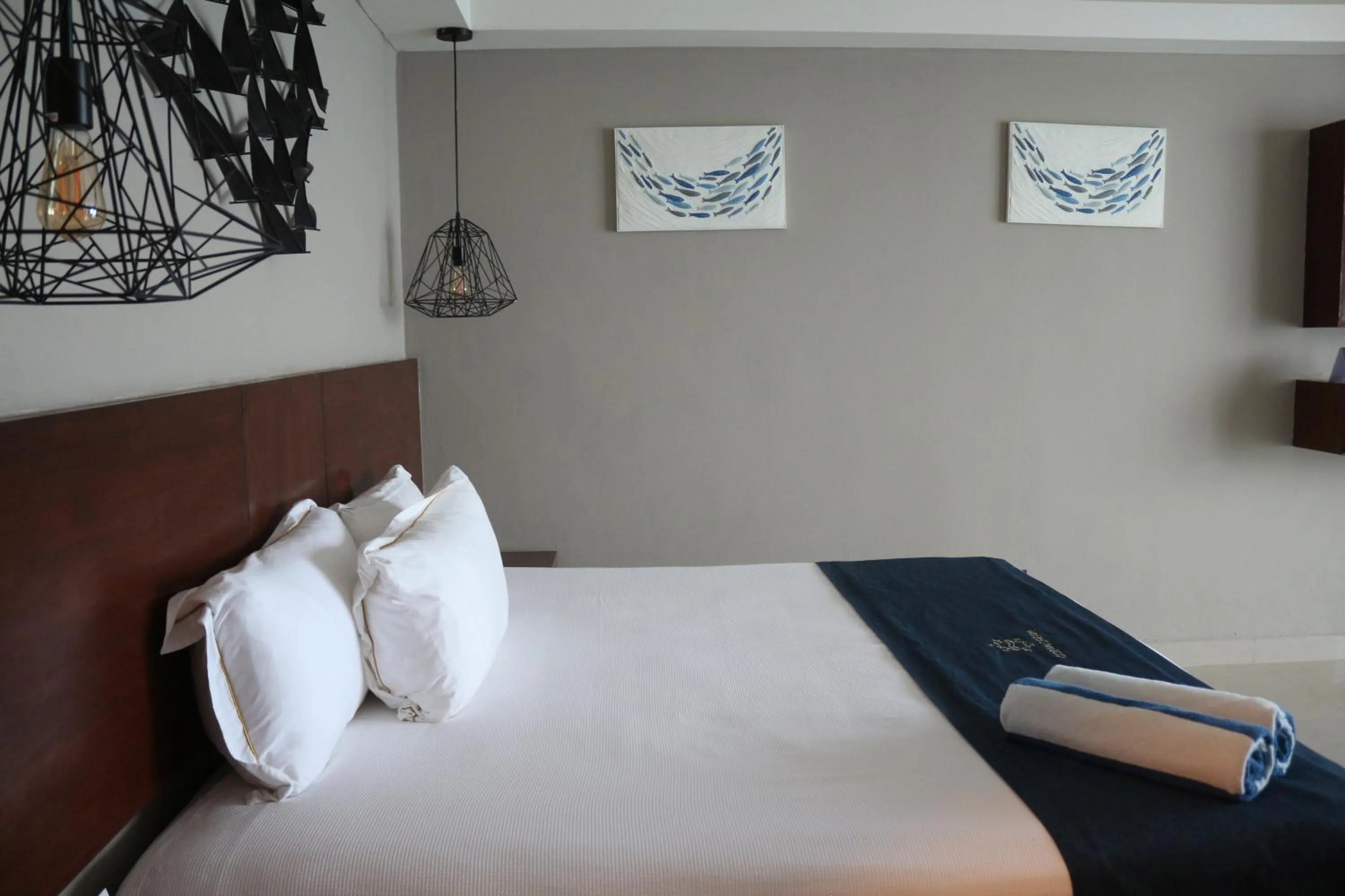 Bed in Ocean Dream Cancun by GuruHotel