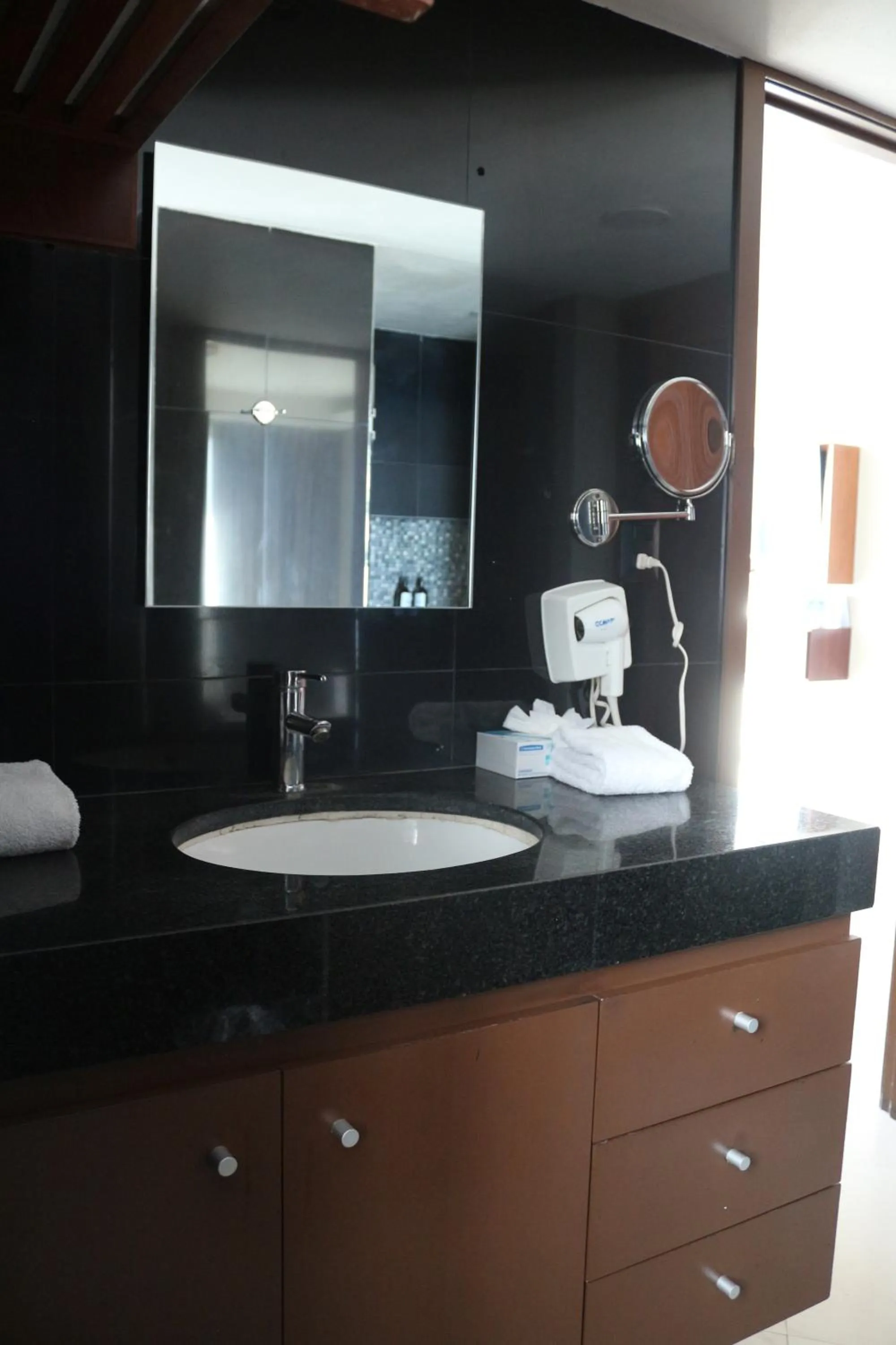 Bathroom in Ocean Dream Cancun by GuruHotel