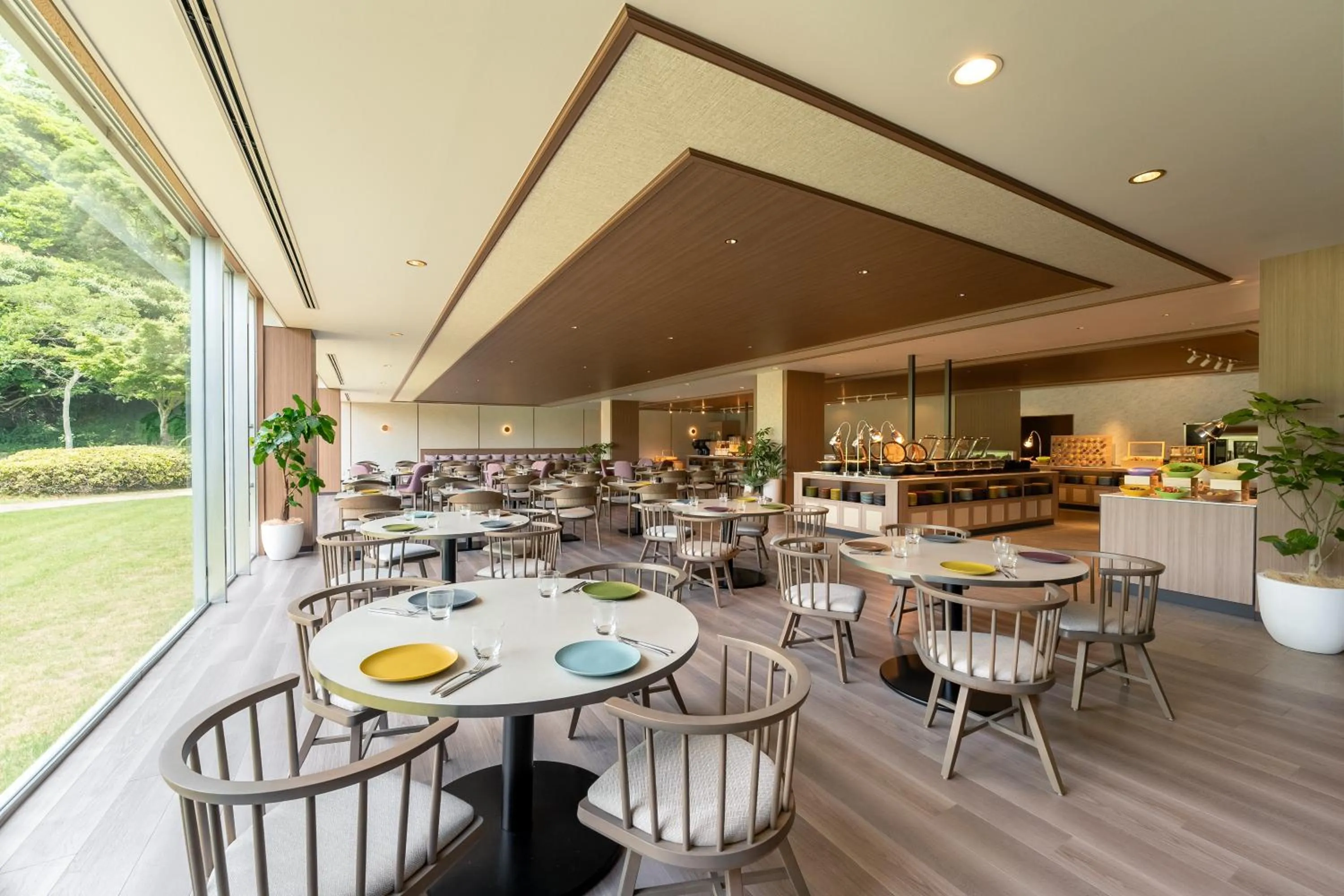 Restaurant/places to eat in Mercure Fukuoka Munakata Resort & Spa