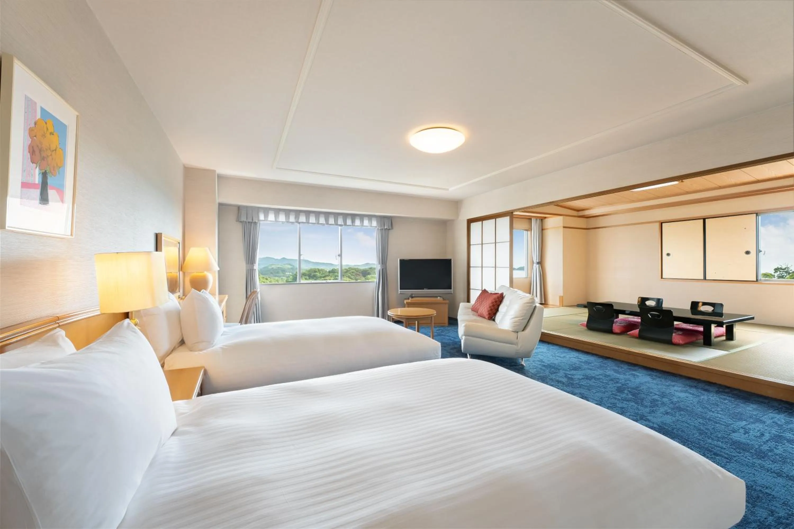 Photo of the whole room, Bed in Mercure Fukuoka Munakata Resort & Spa