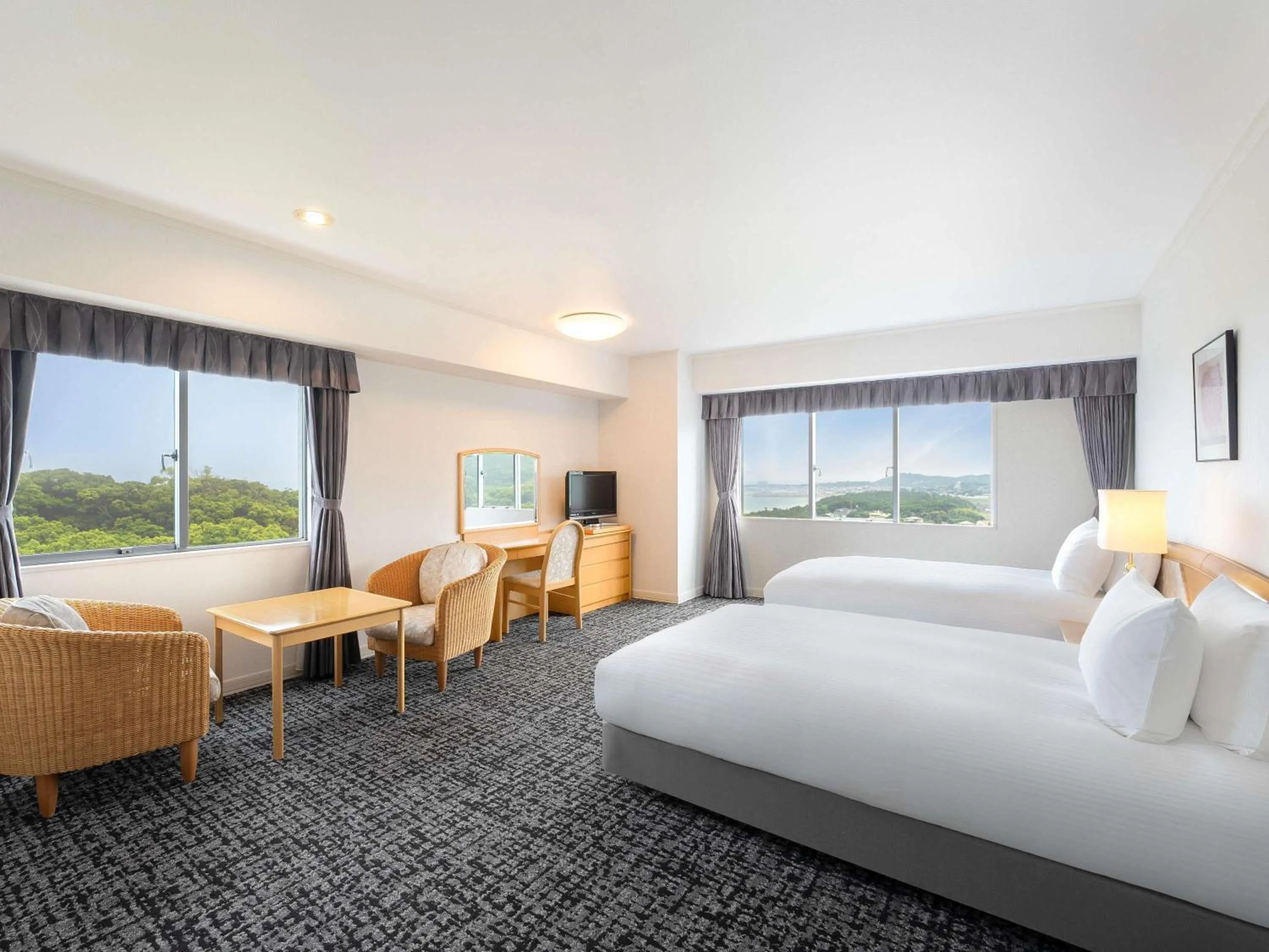 Bedroom, Bed in Mercure Fukuoka Munakata Resort & Spa