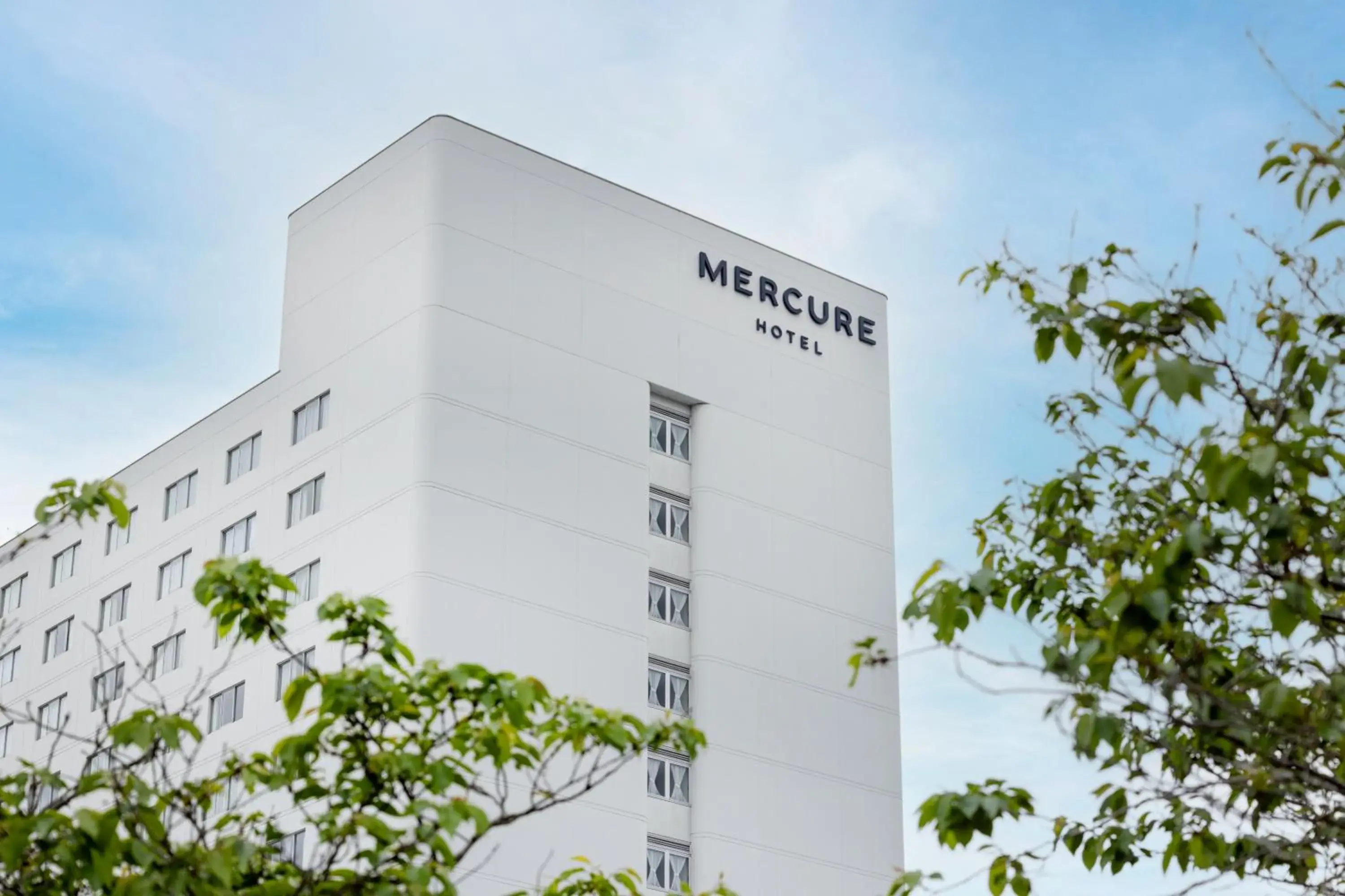 Property building in Mercure Fukuoka Munakata Resort & Spa Property building in Mercure Fukuoka Munakata Resort & Spa