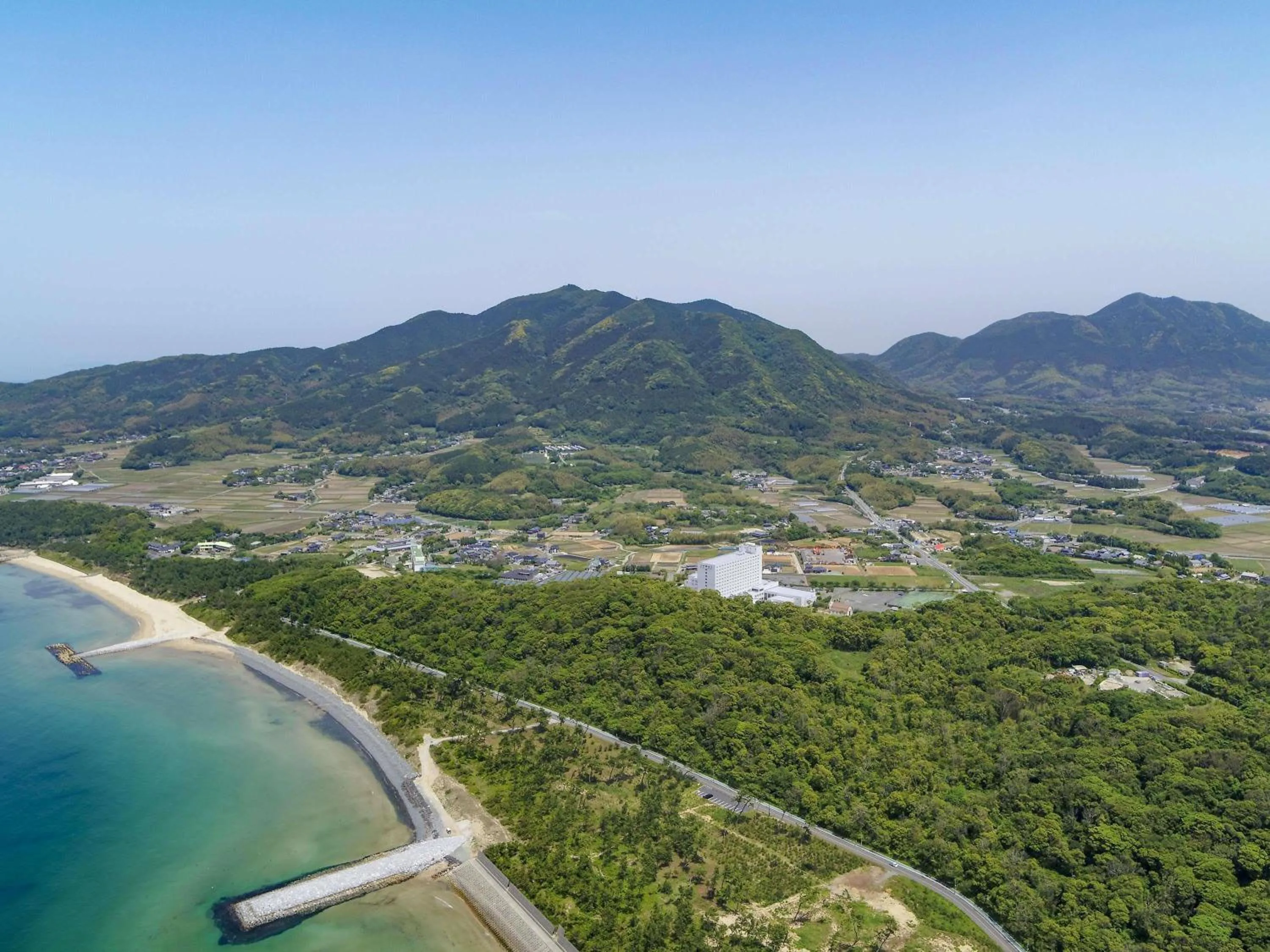 Property building in Mercure Fukuoka Munakata Resort & Spa