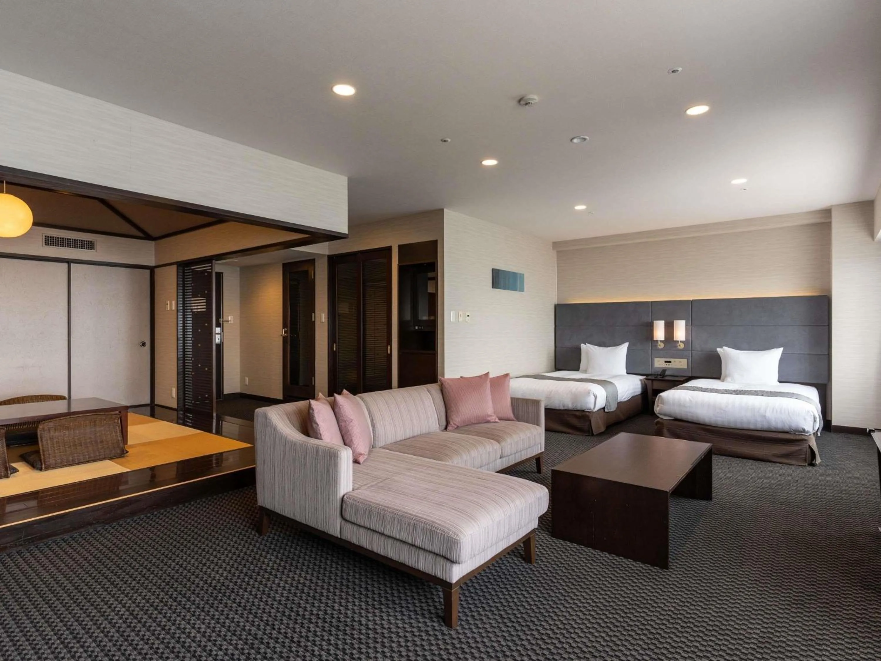 Bedroom, Bed in Grand Mercure Beppu Bay Resort & Spa