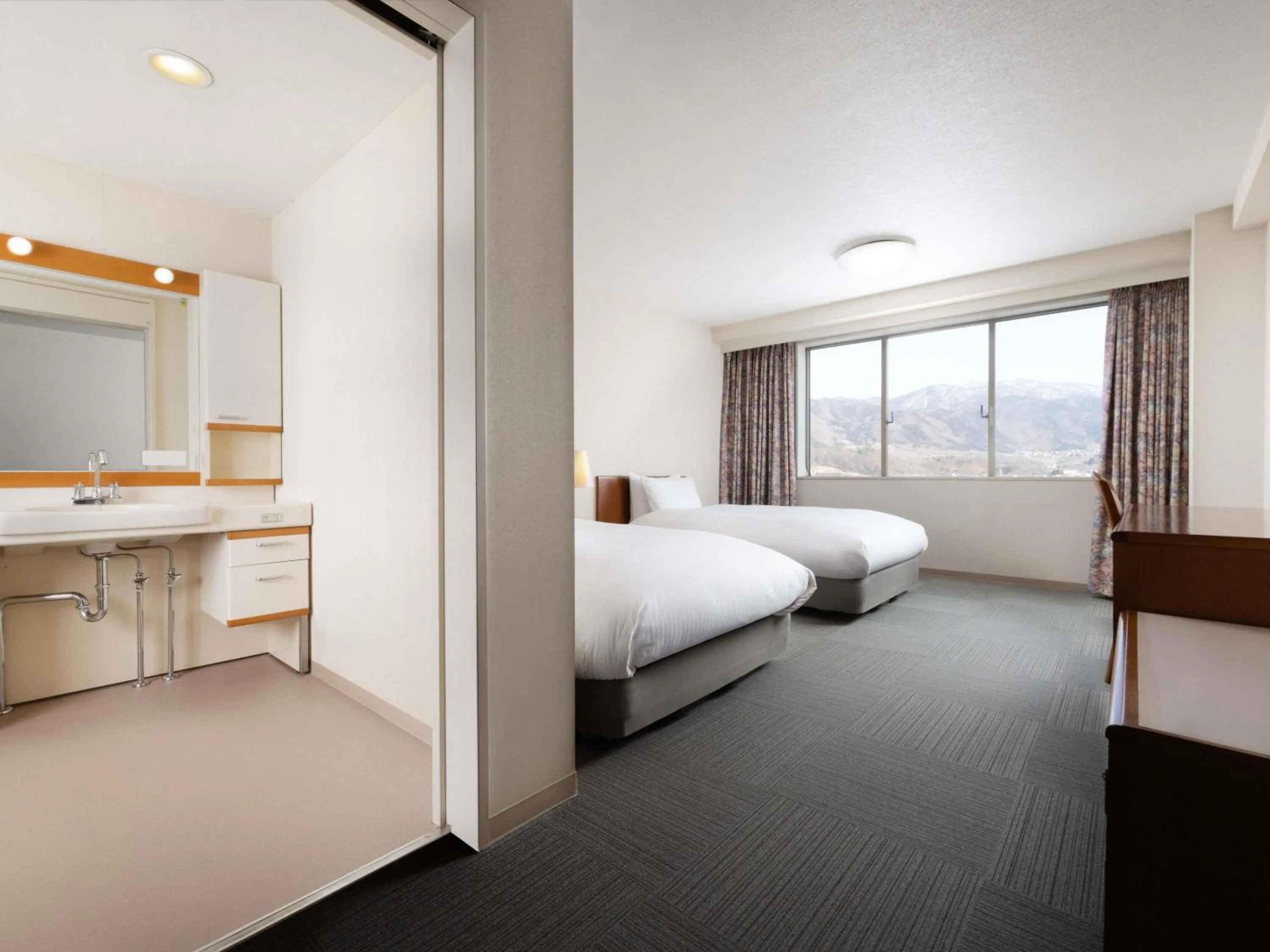 Bedroom, Bed in Mercure Nagano Matsushiro Resort & Spa