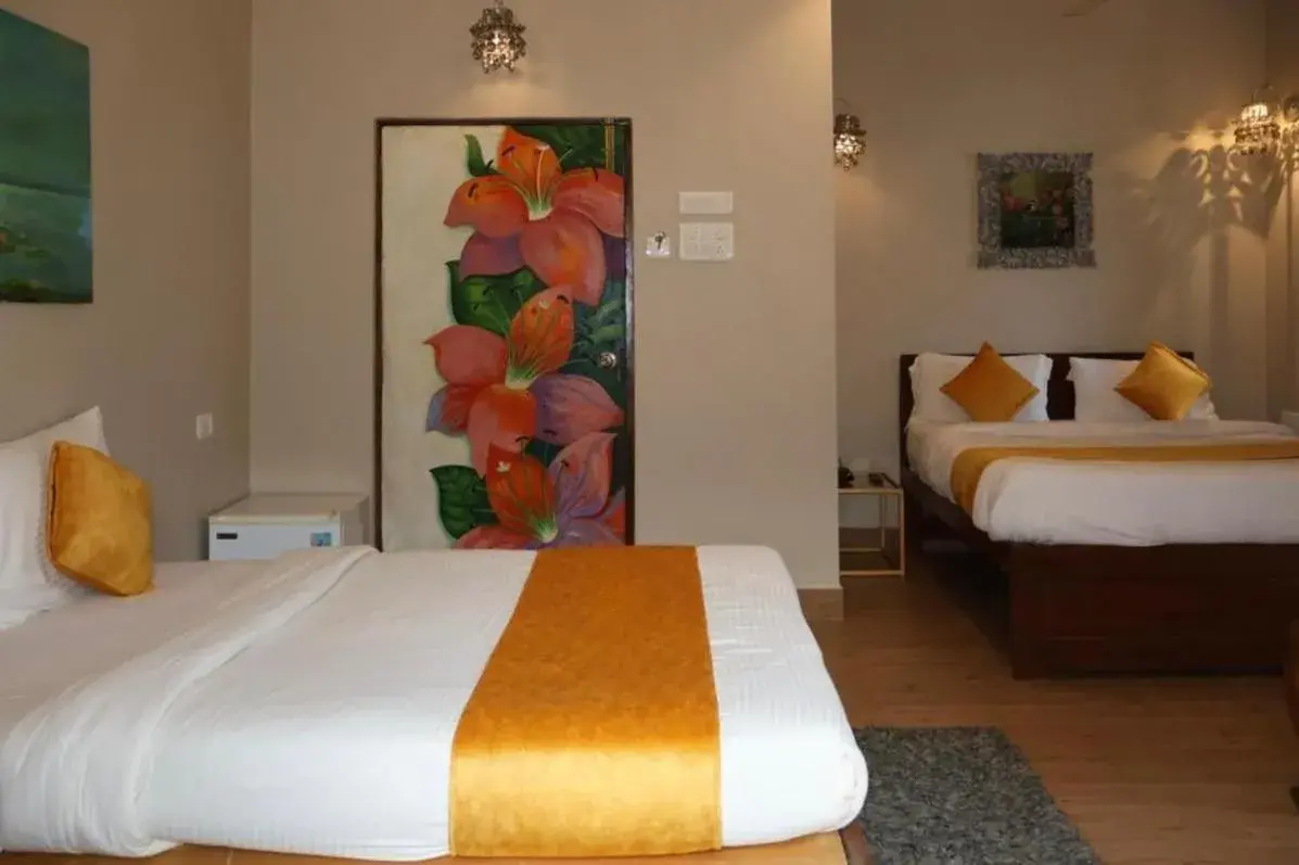 Deluxe Queen Room with Two Queen Beds in Vibes Inn Singing Tree Deluxe Queen Room with Two Queen Beds in Vibes Inn Singing Tree