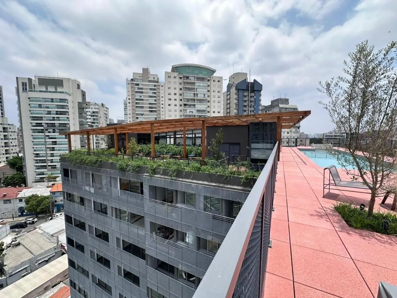 Area and facilities in Pop Grafite