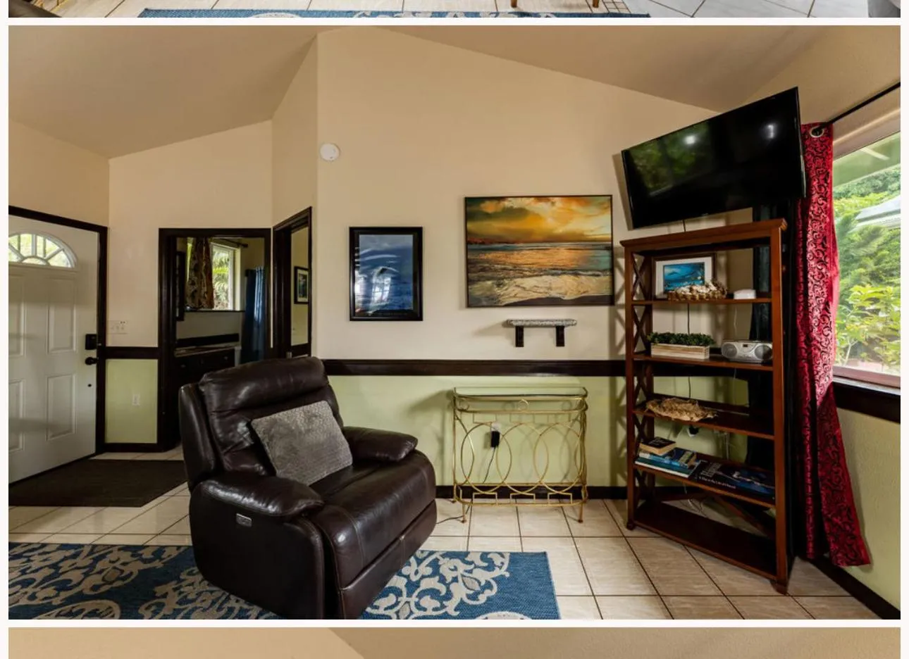 Living room in Whale House at Kehena Beach