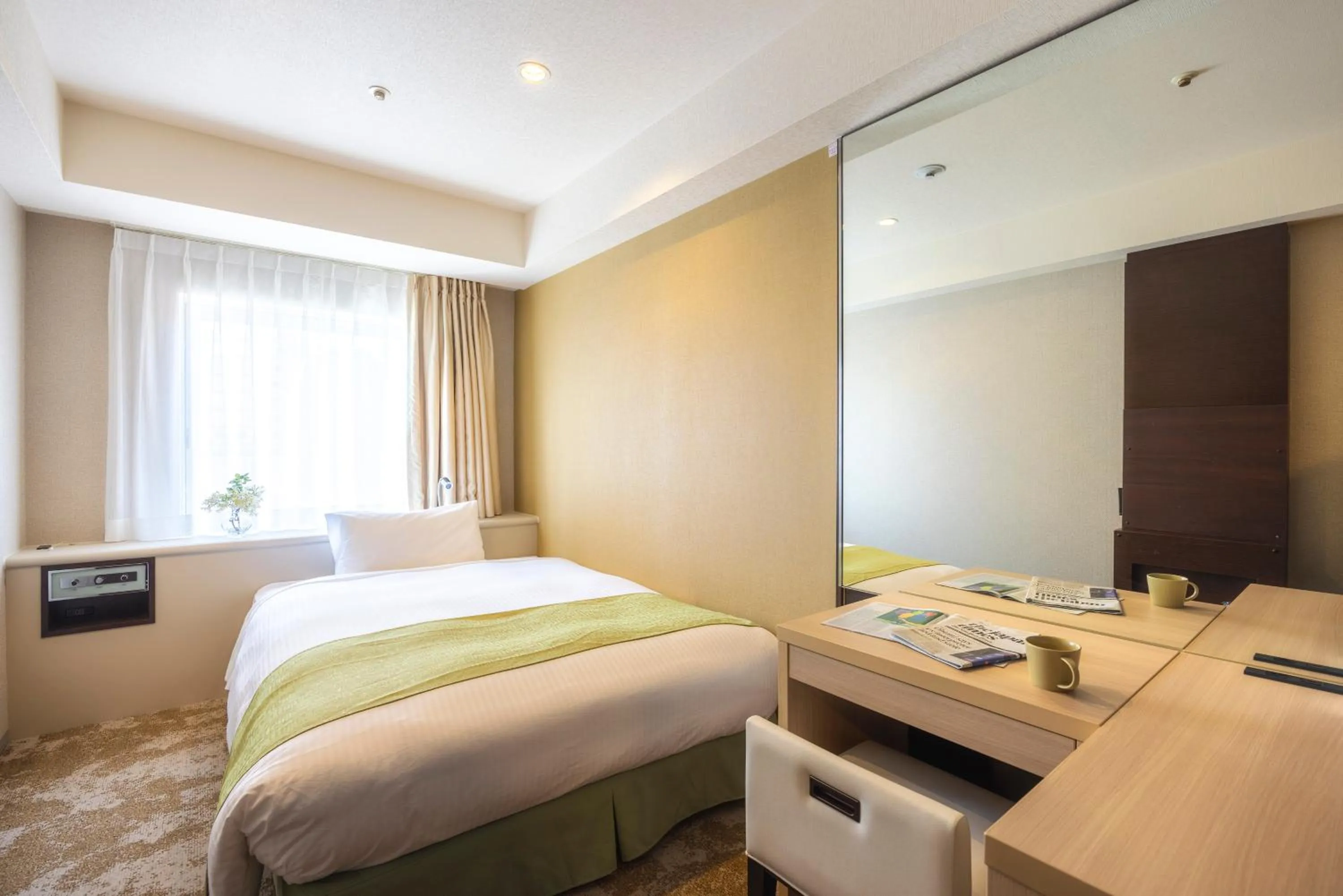 Superior Single Room in Shinjuku Washington Hotel Annex
