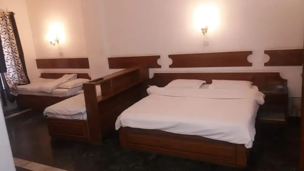 Photo of the whole room, Bed in Ananda Krishna Van Photo of the whole room, Bed in Ananda Krishna Van