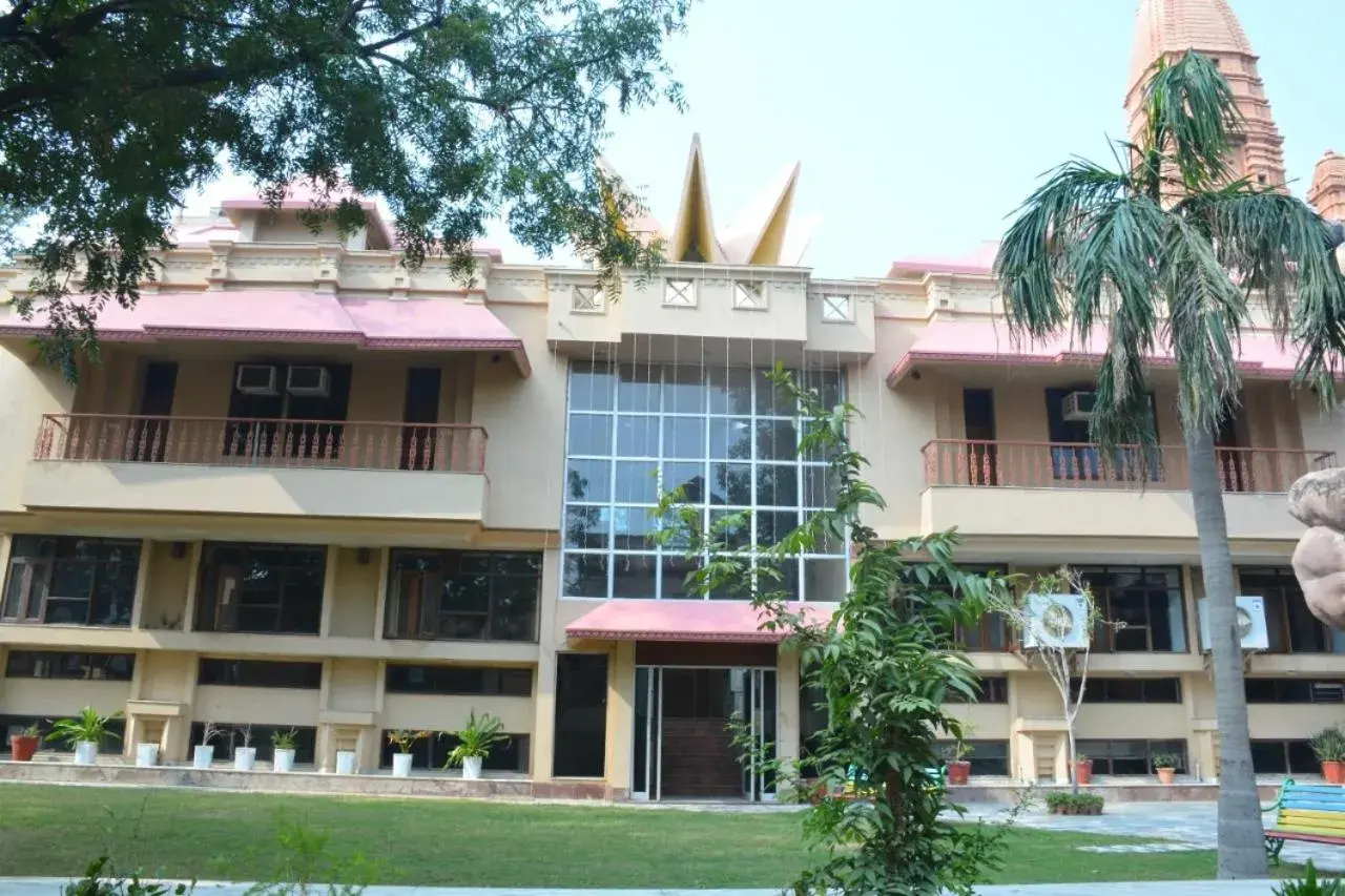 Property building in Ananda Krishna Van Property building in Ananda Krishna Van