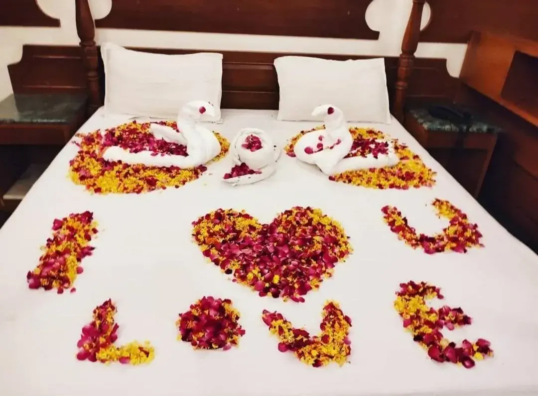Bed in Ananda Krishna Van Bed in Ananda Krishna Van