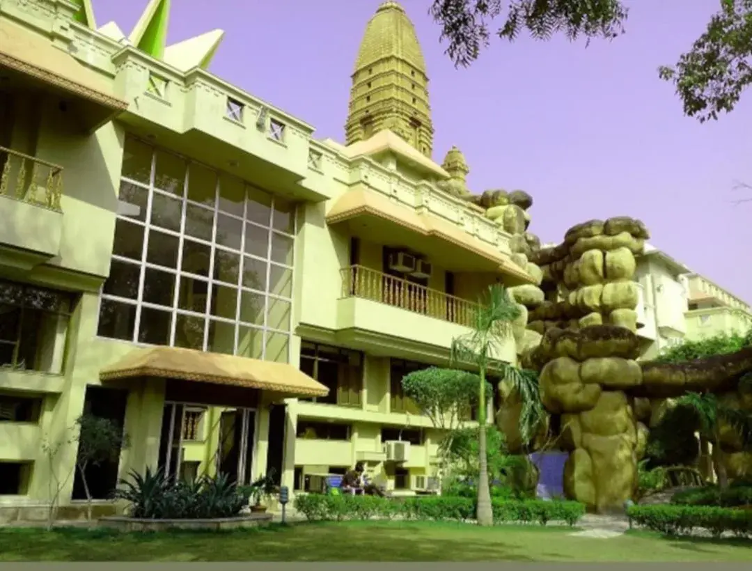 Property building in Ananda Krishna Van Property building in Ananda Krishna Van