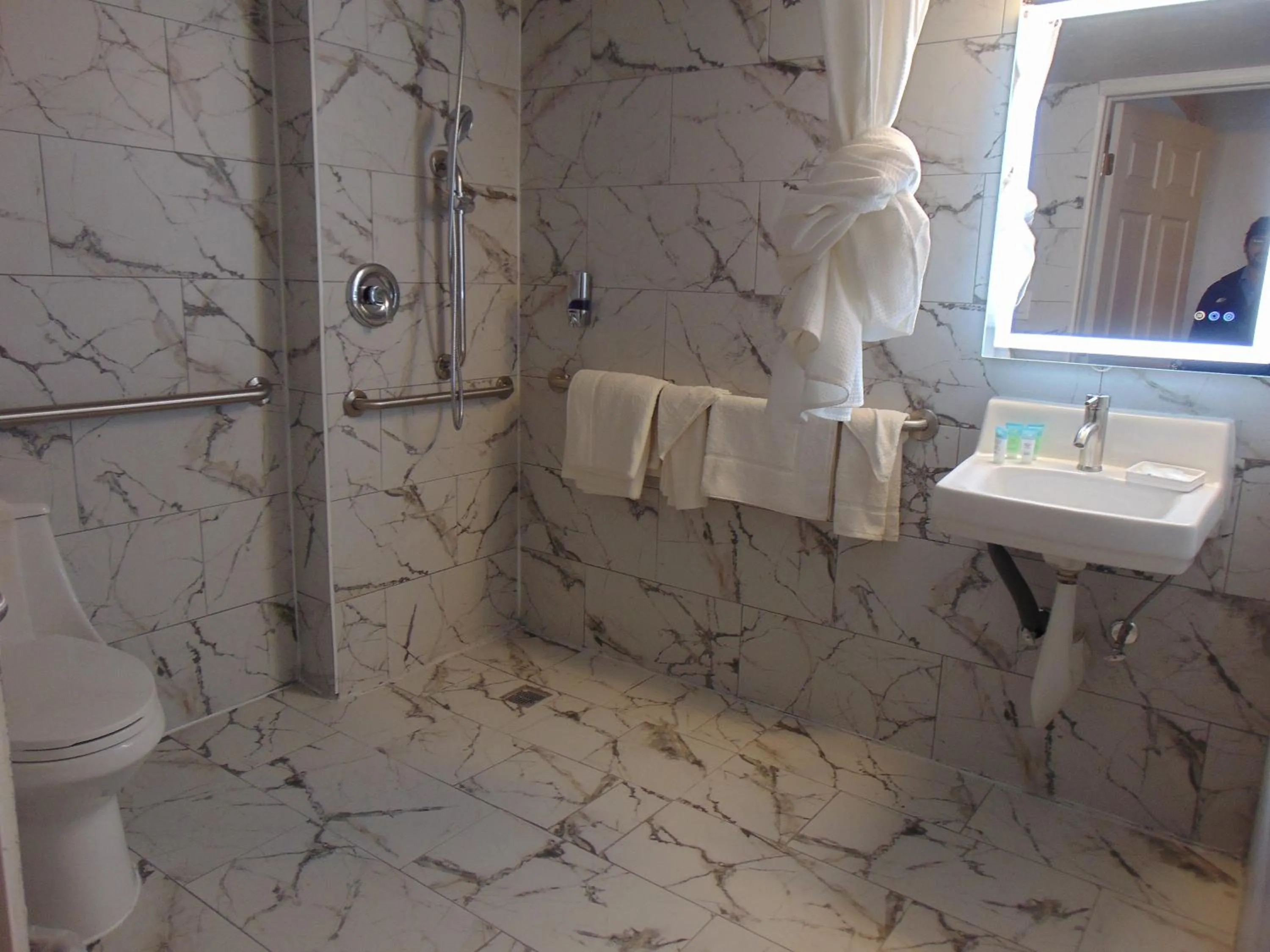 acessibility in THE GOLFERS INN