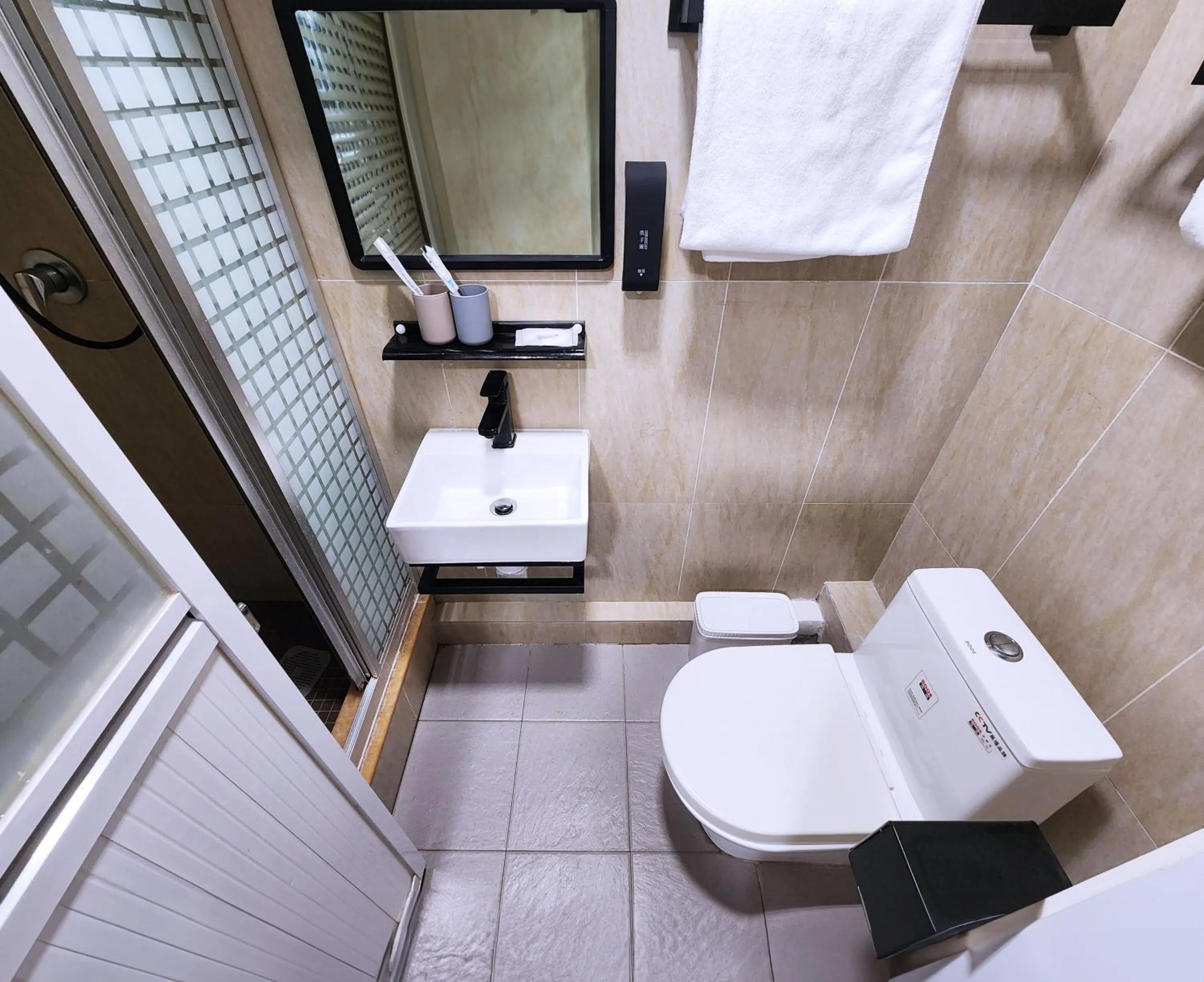 Bathroom in Pillows CoLiving