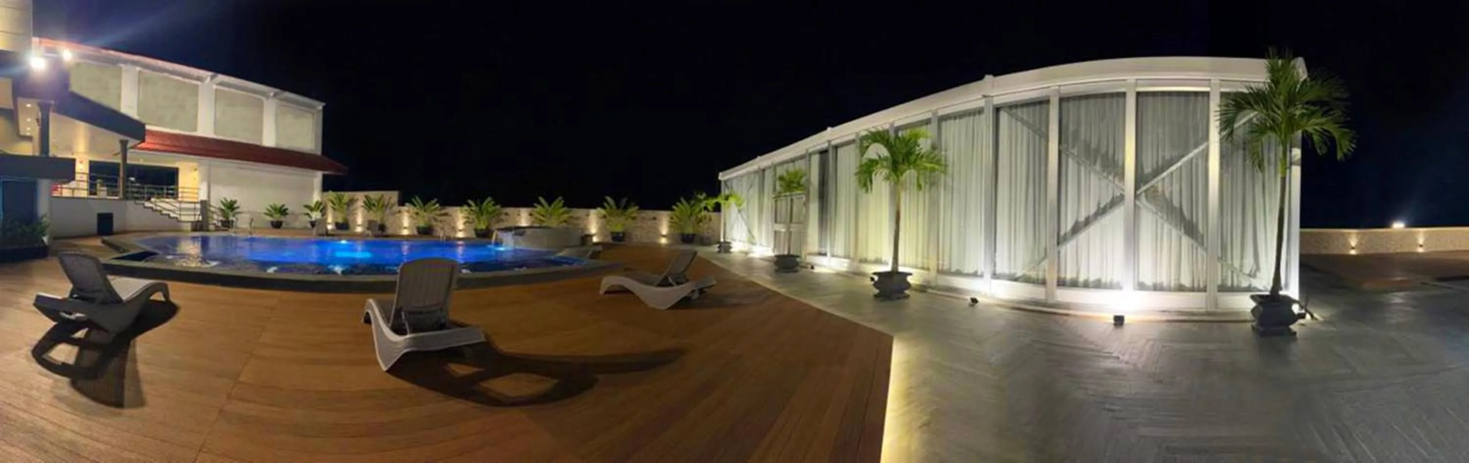 Grand Regal Hotel Davao