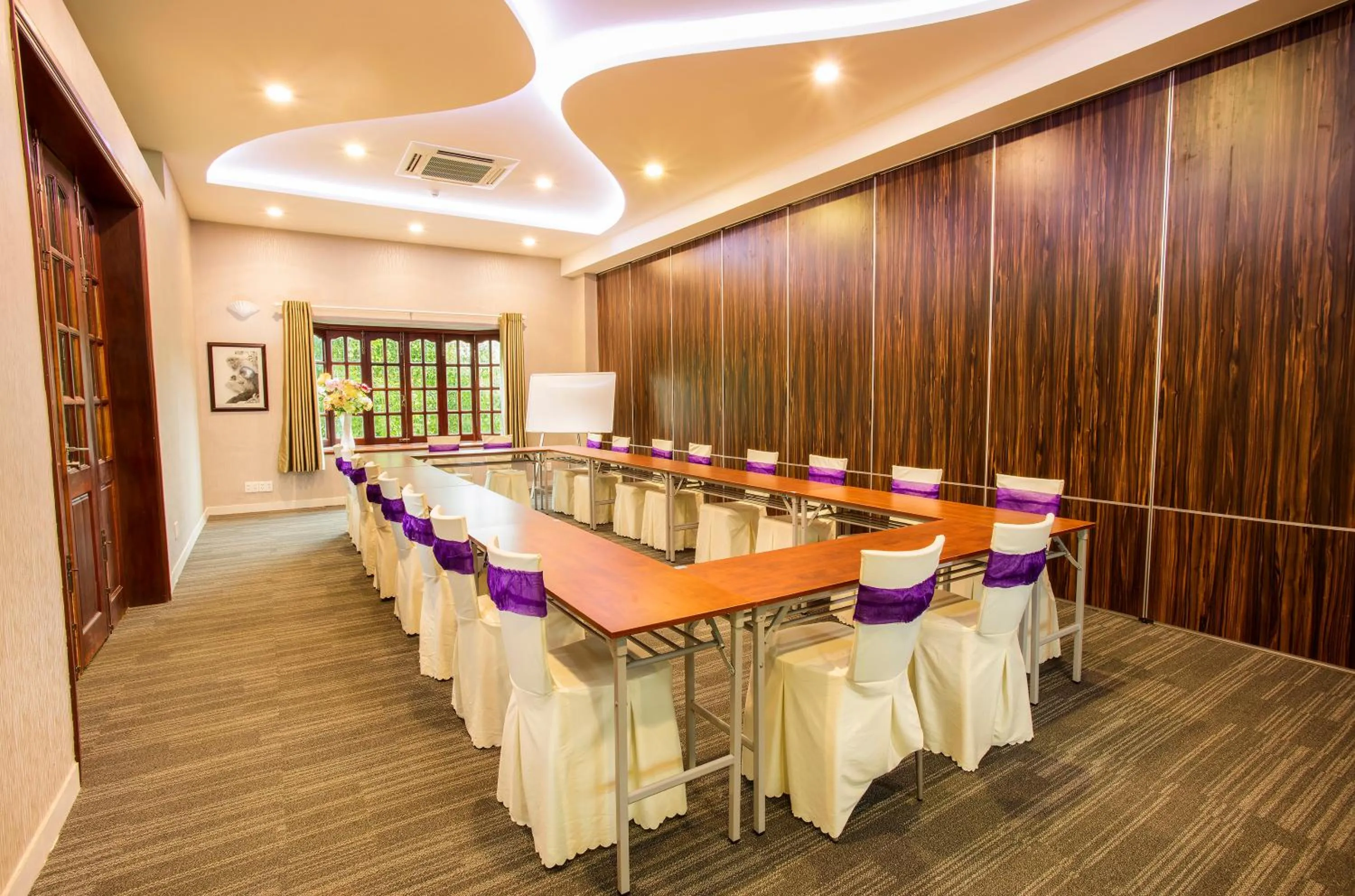 Meeting/conference room in Cat Tien Jungle Lodge
