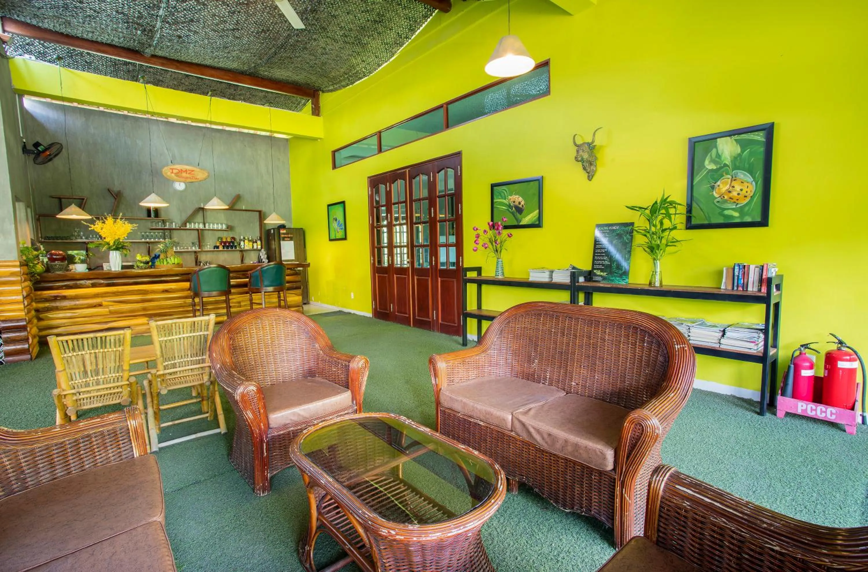 Lounge or bar in Cat Tien Jungle Lodge