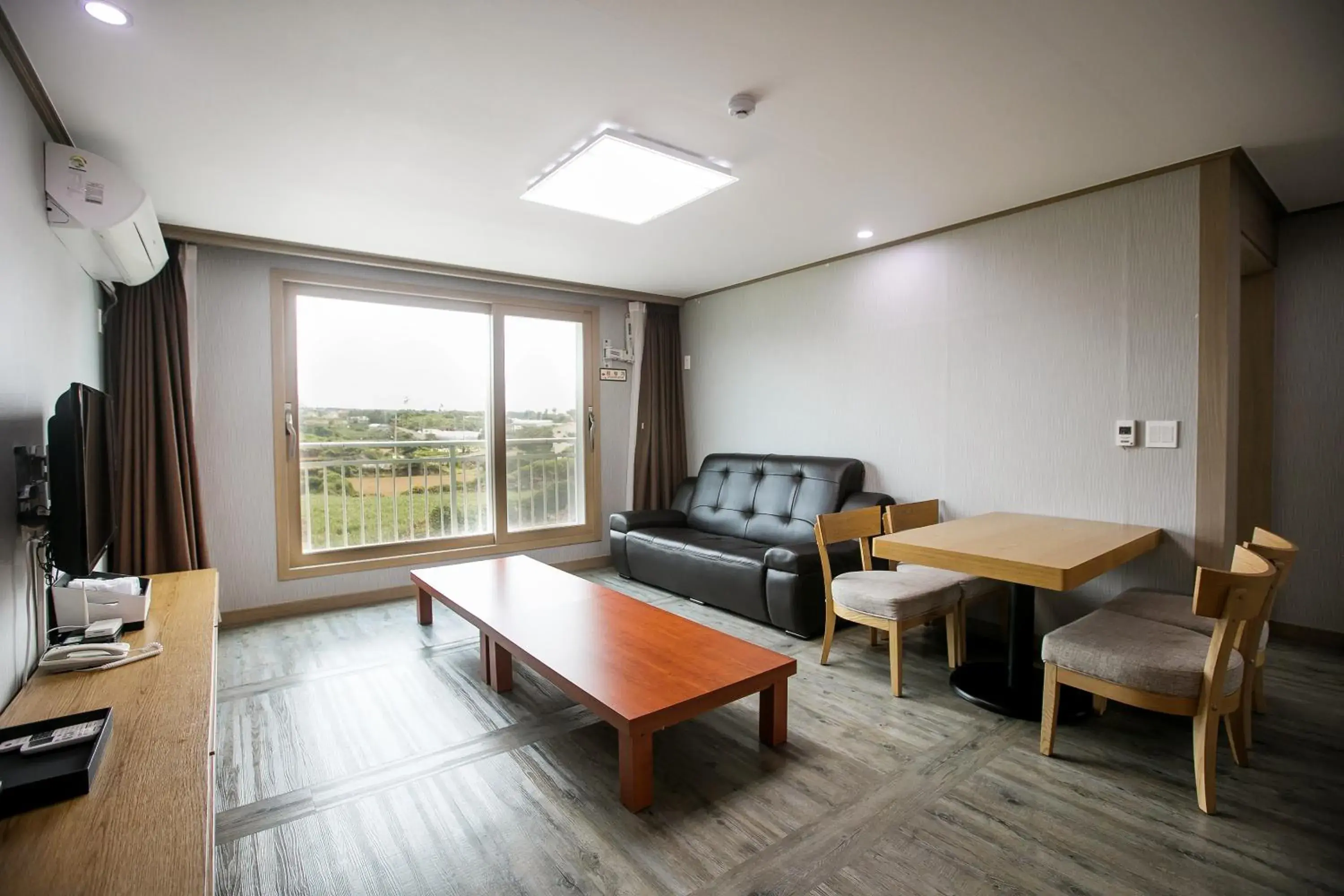 Living room, Seating Area in Suandsu Resort Living room, Seating Area in Suandsu Resort