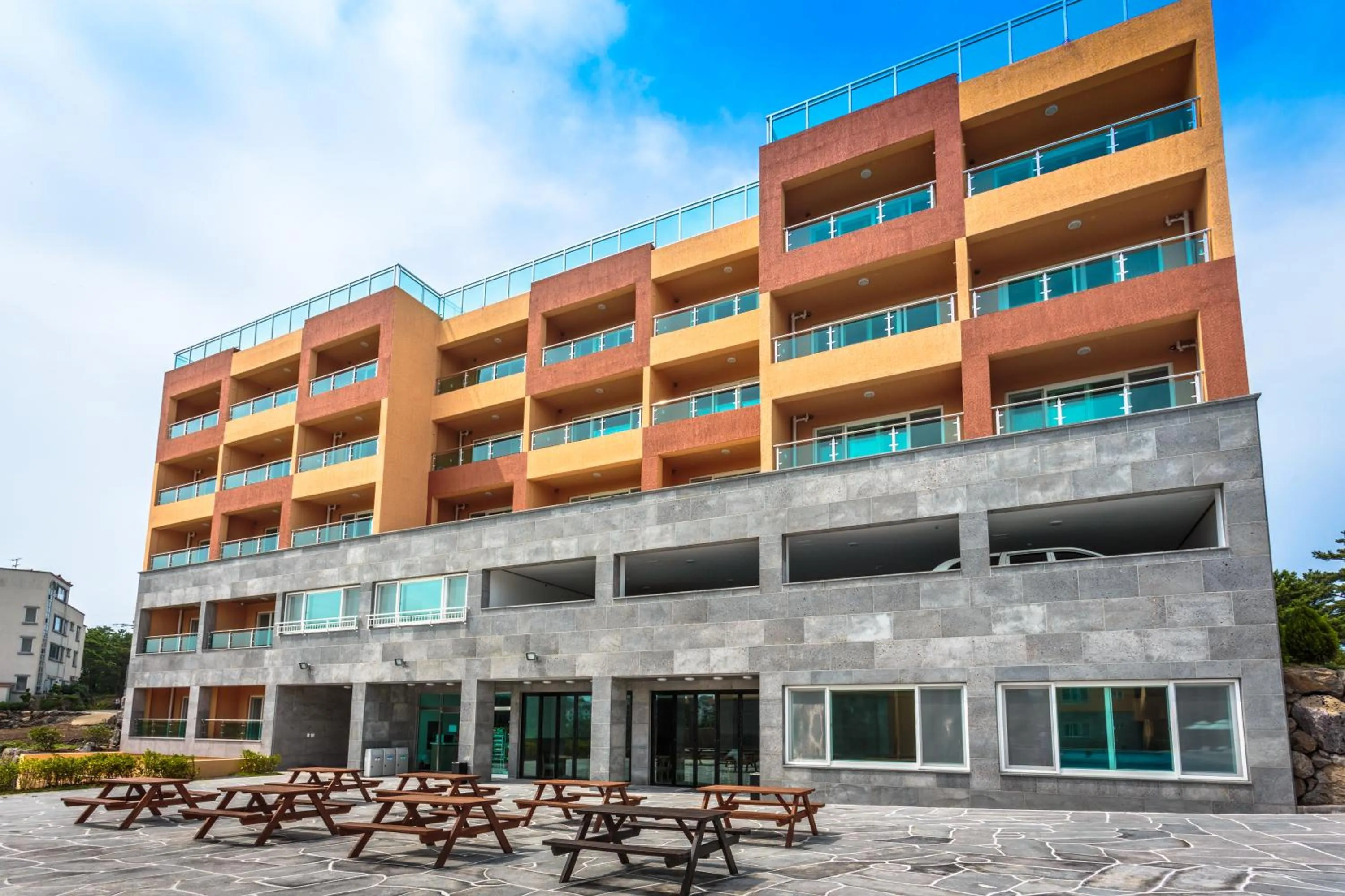 Facade/entrance, Property Building in Suandsu Resort