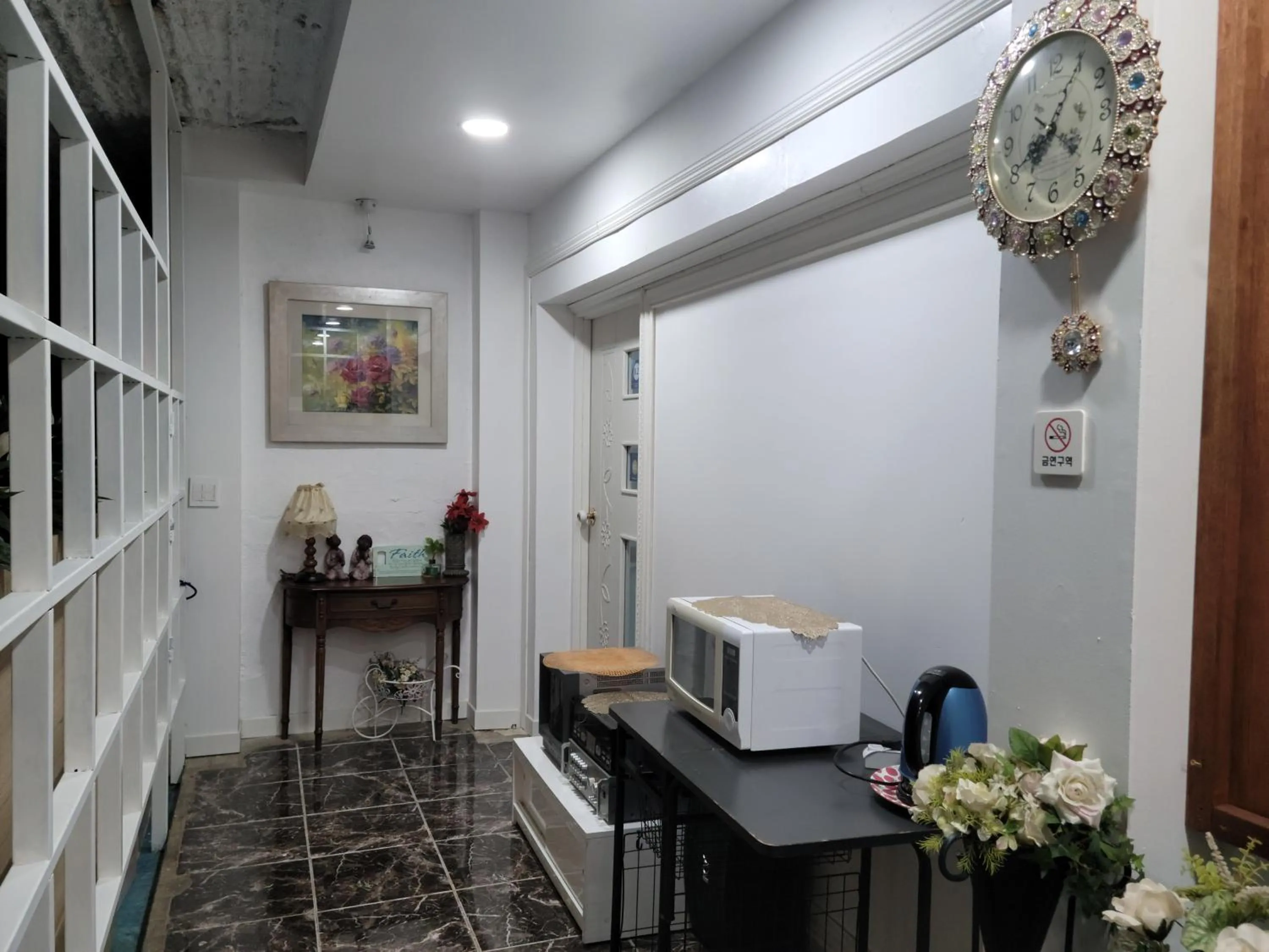 Area and facilities in Jeju Vision House