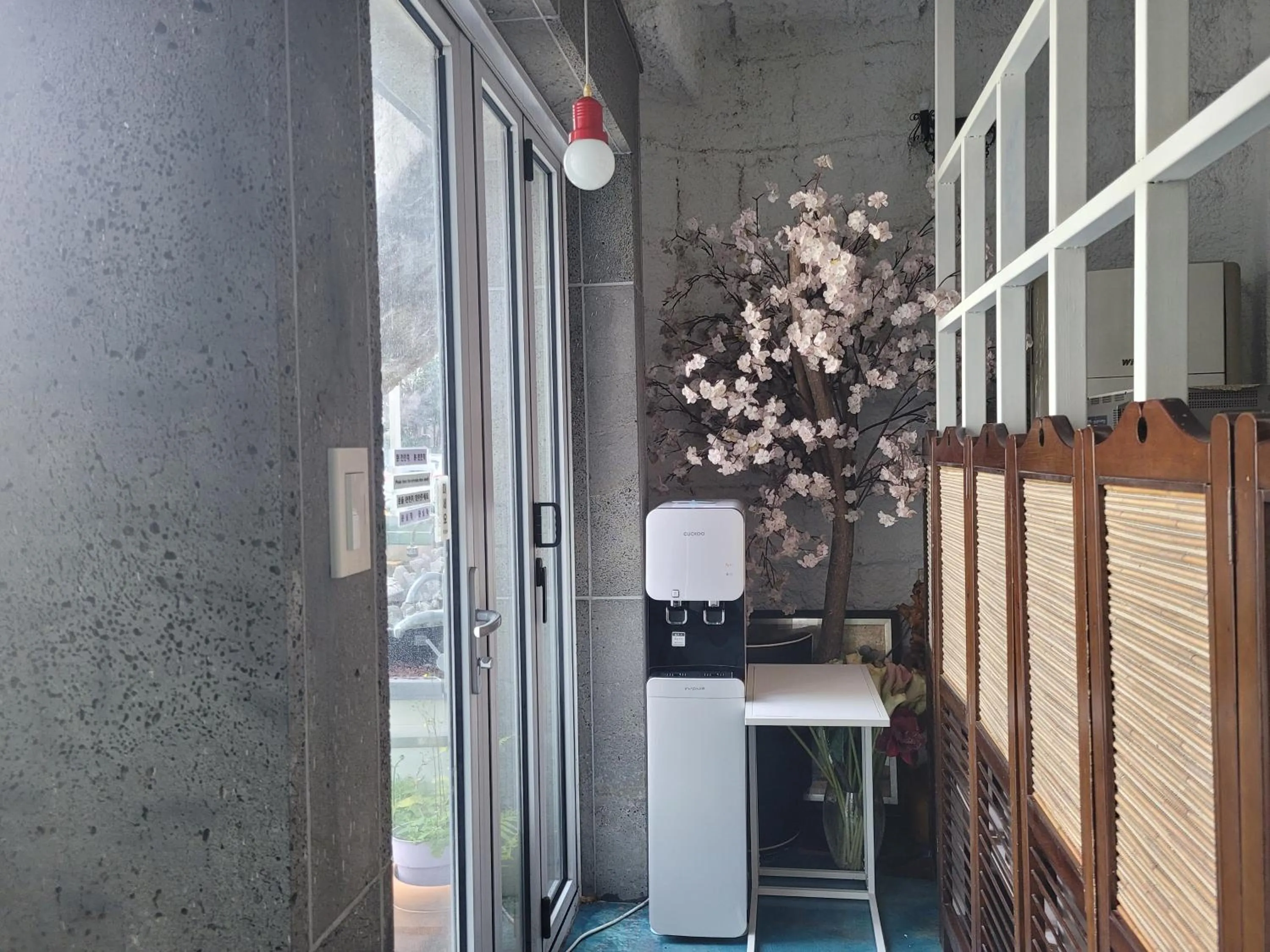 Facade/entrance in Jeju Vision House