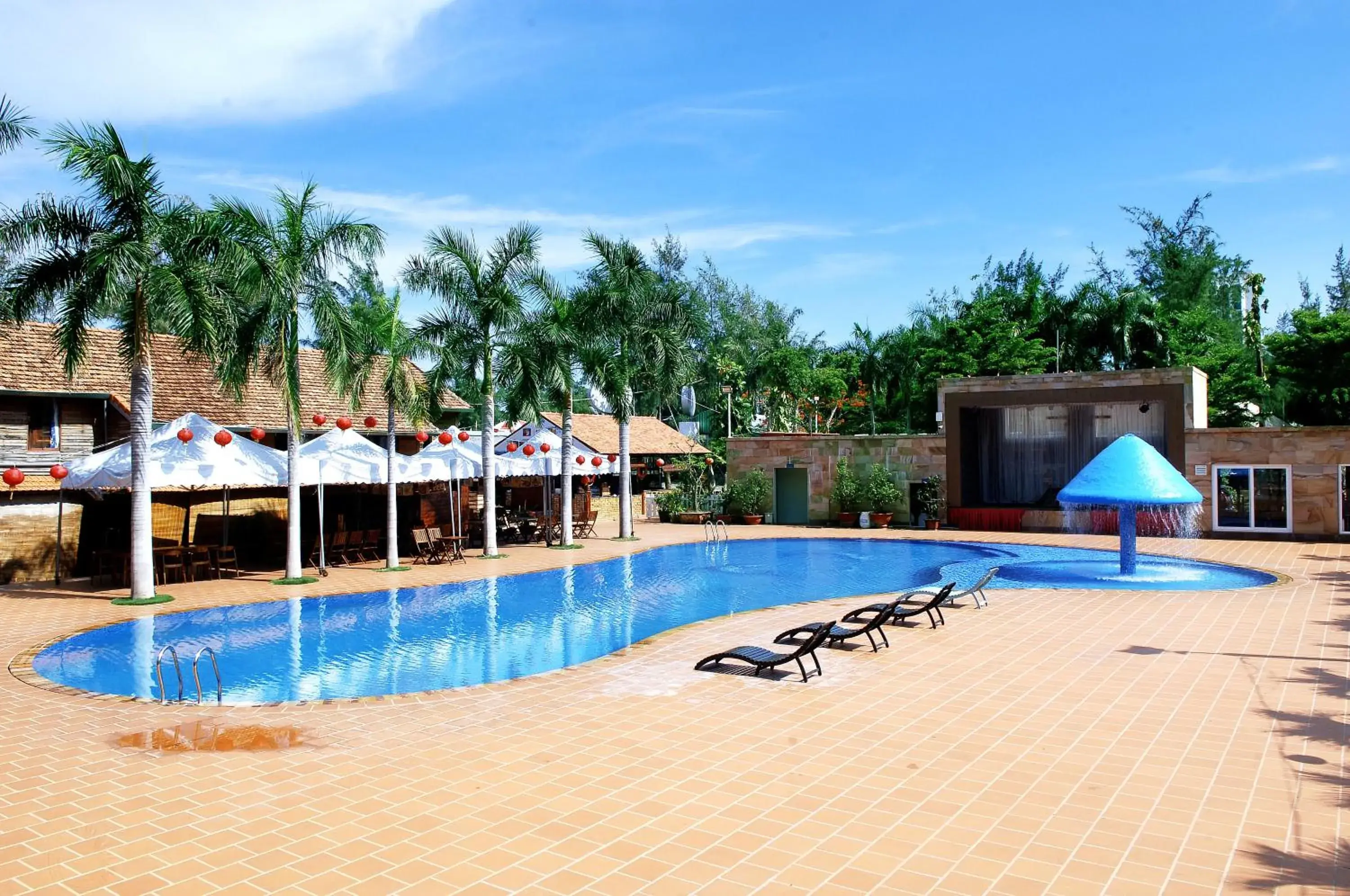 Swimming pool in New Wave Vung Tau Hotel Swimming pool in New Wave Vung Tau Hotel