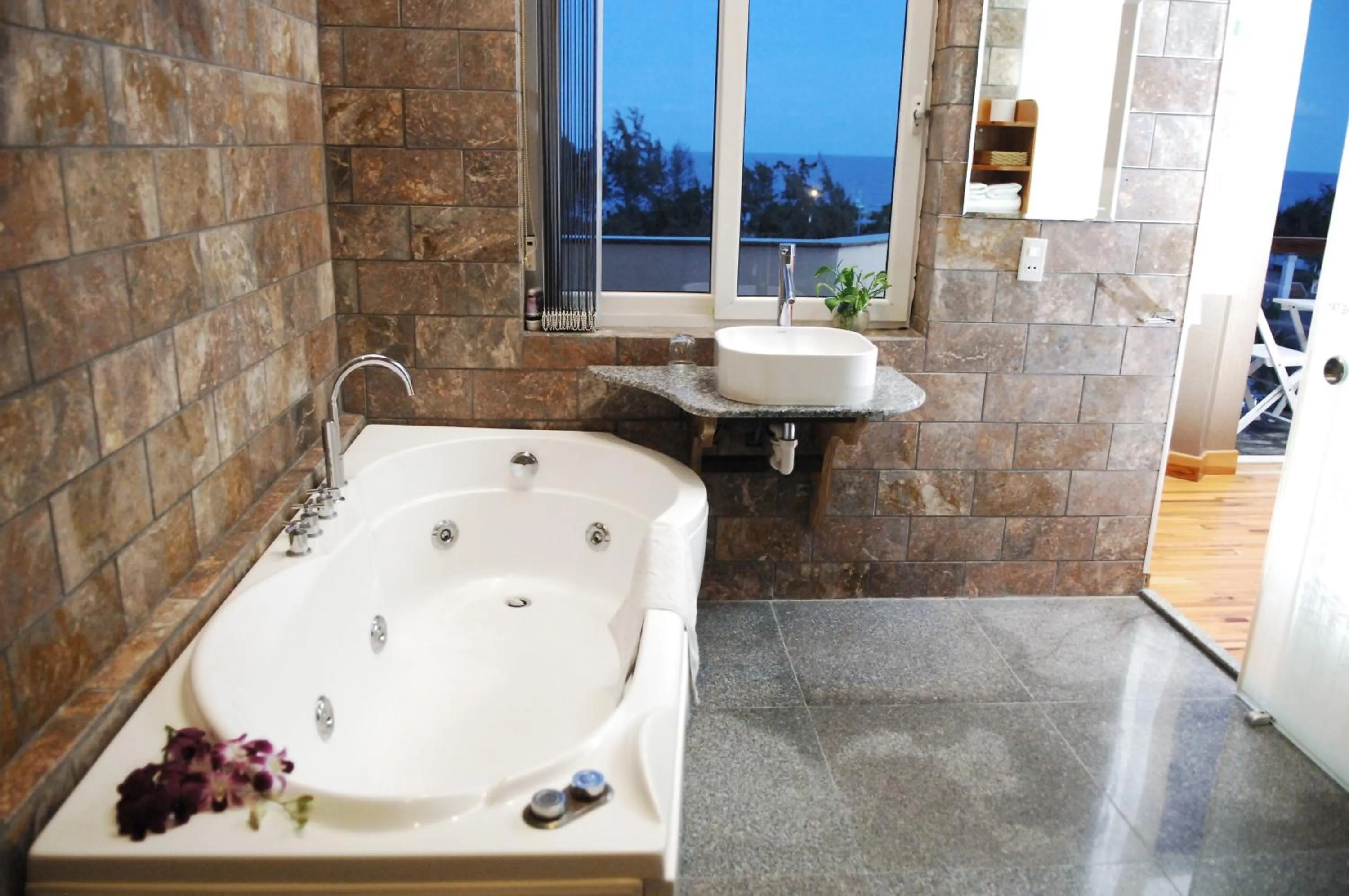 Shower in New Wave Vung Tau Hotel