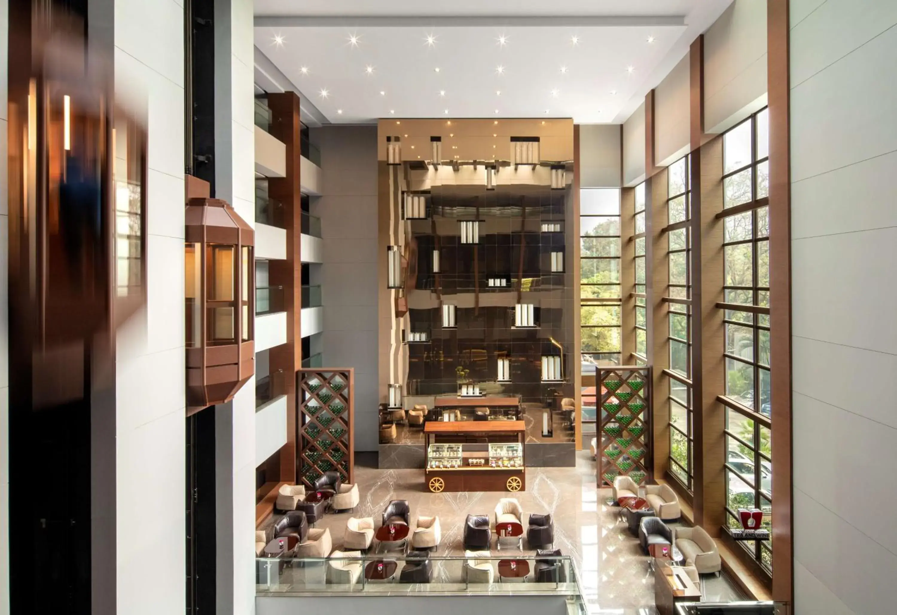 Lobby or reception in Radisson Blu Atria Bengaluru Lobby or reception in Radisson Blu Atria Bengaluru