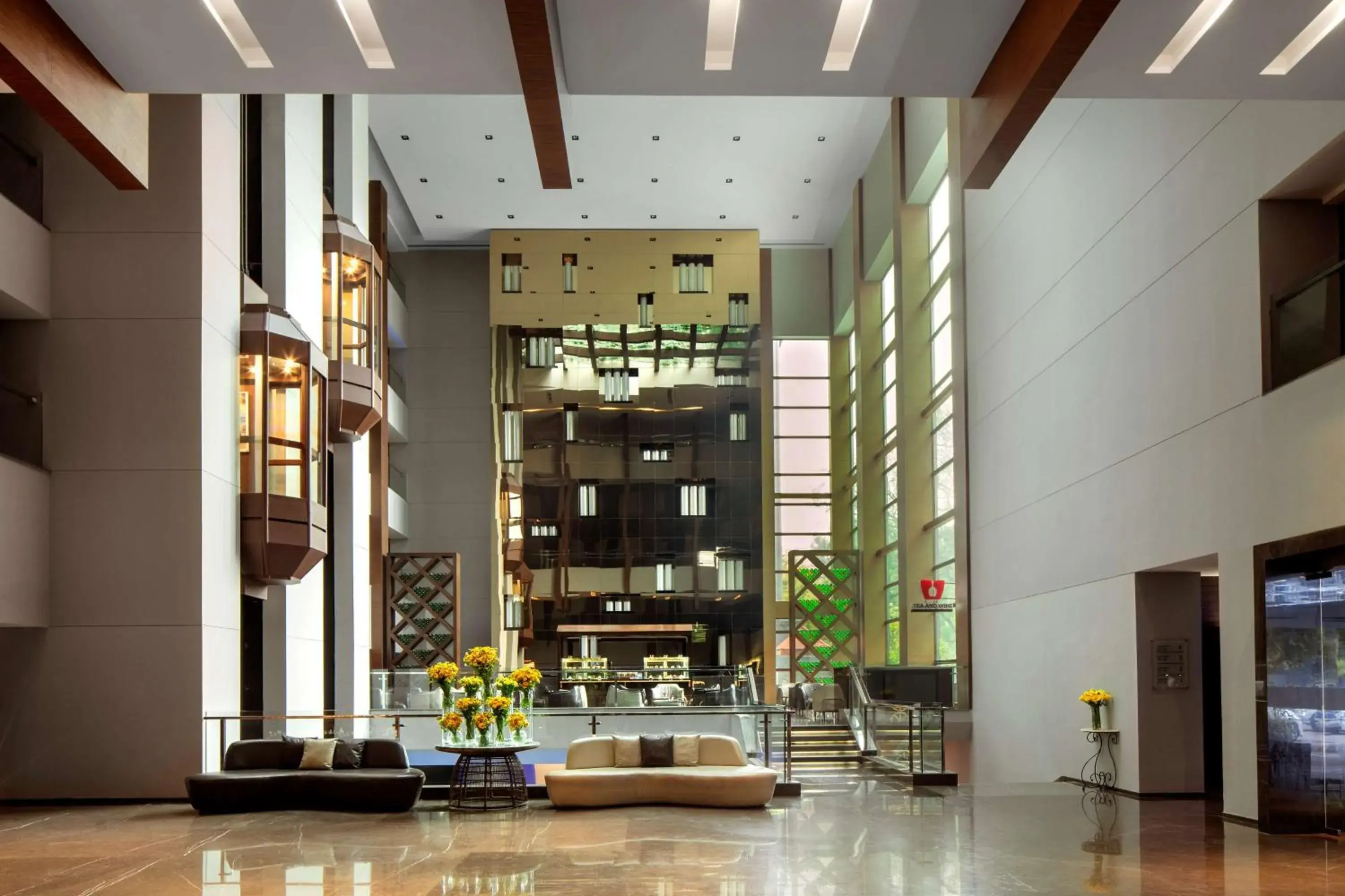Lobby or reception in Radisson Blu Atria Bengaluru Lobby or reception in Radisson Blu Atria Bengaluru